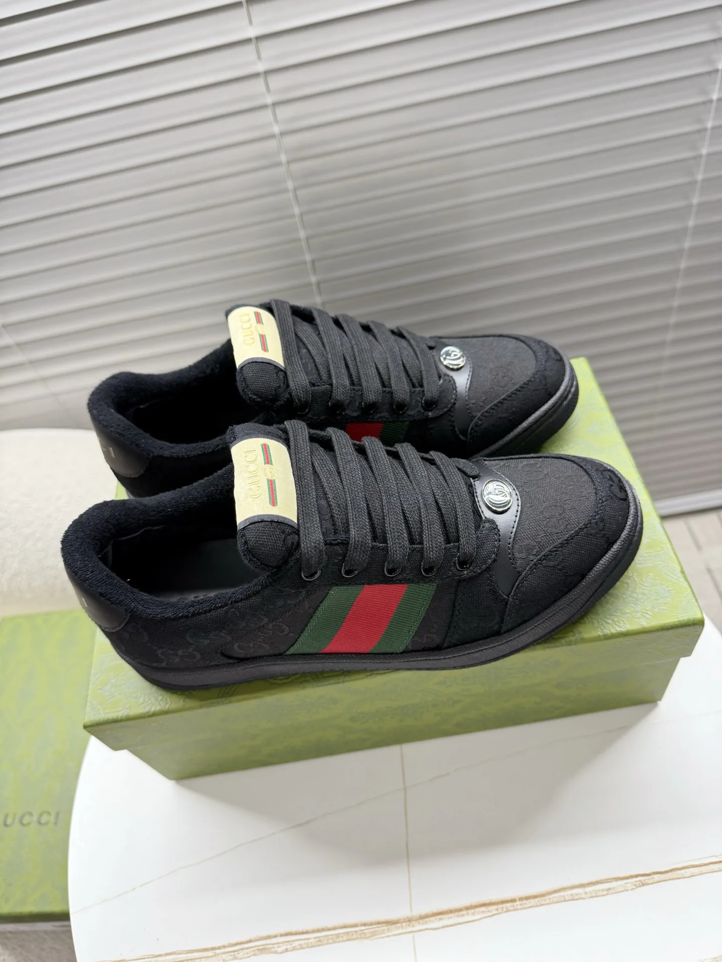 Women's Sneakers GUCCI 17451076