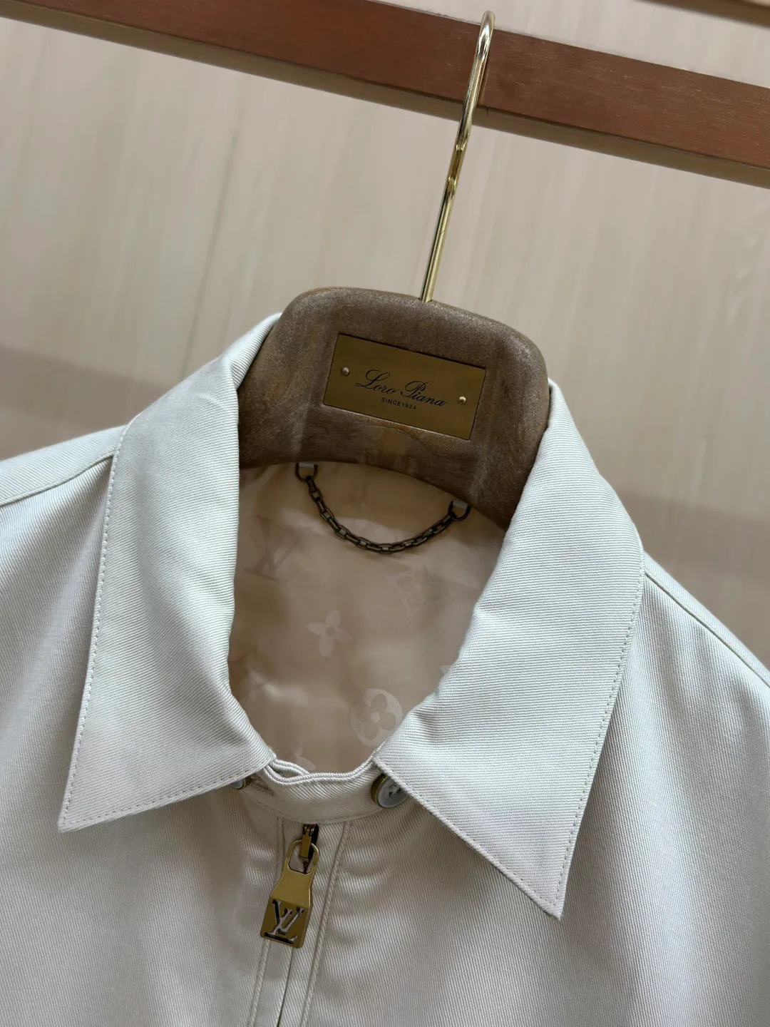 Куртки И Пуховики Мужские Louis Vuitton 18599276