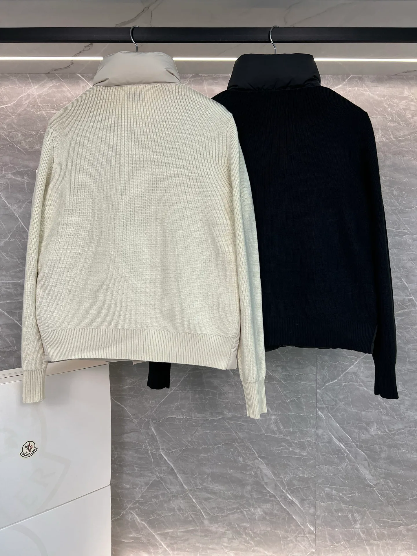 Куртки И Пуховики Мужские Moncler 18599837