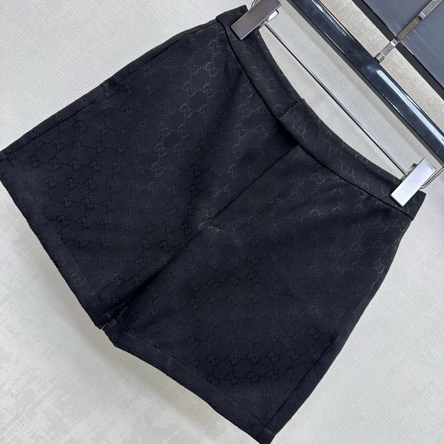 Women's Shorts GUCCI 18023268