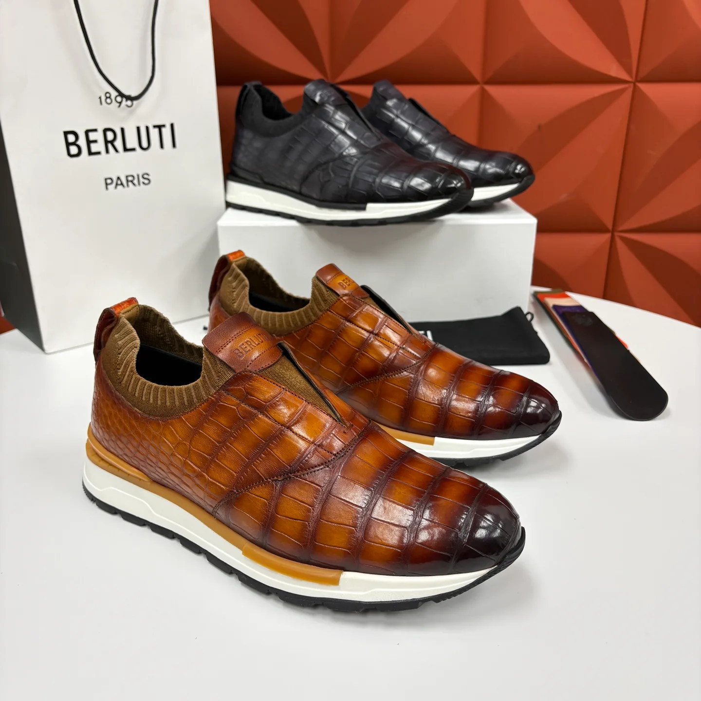 Men's Sneakers BERLUTI 18000793