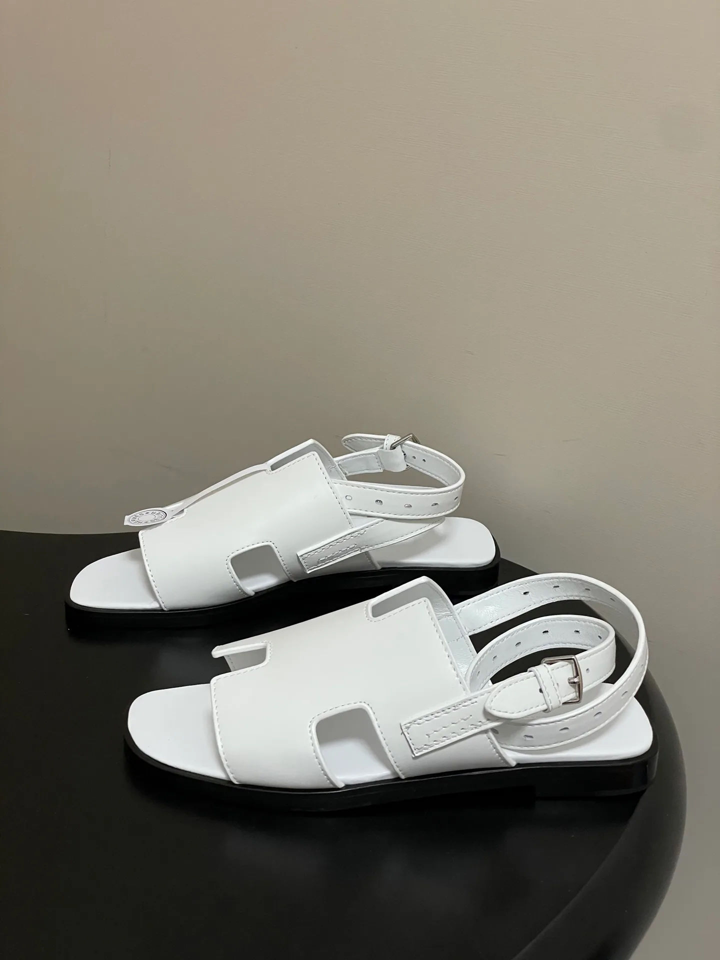 Women's Open-Toe Sandals HERMES 17558000