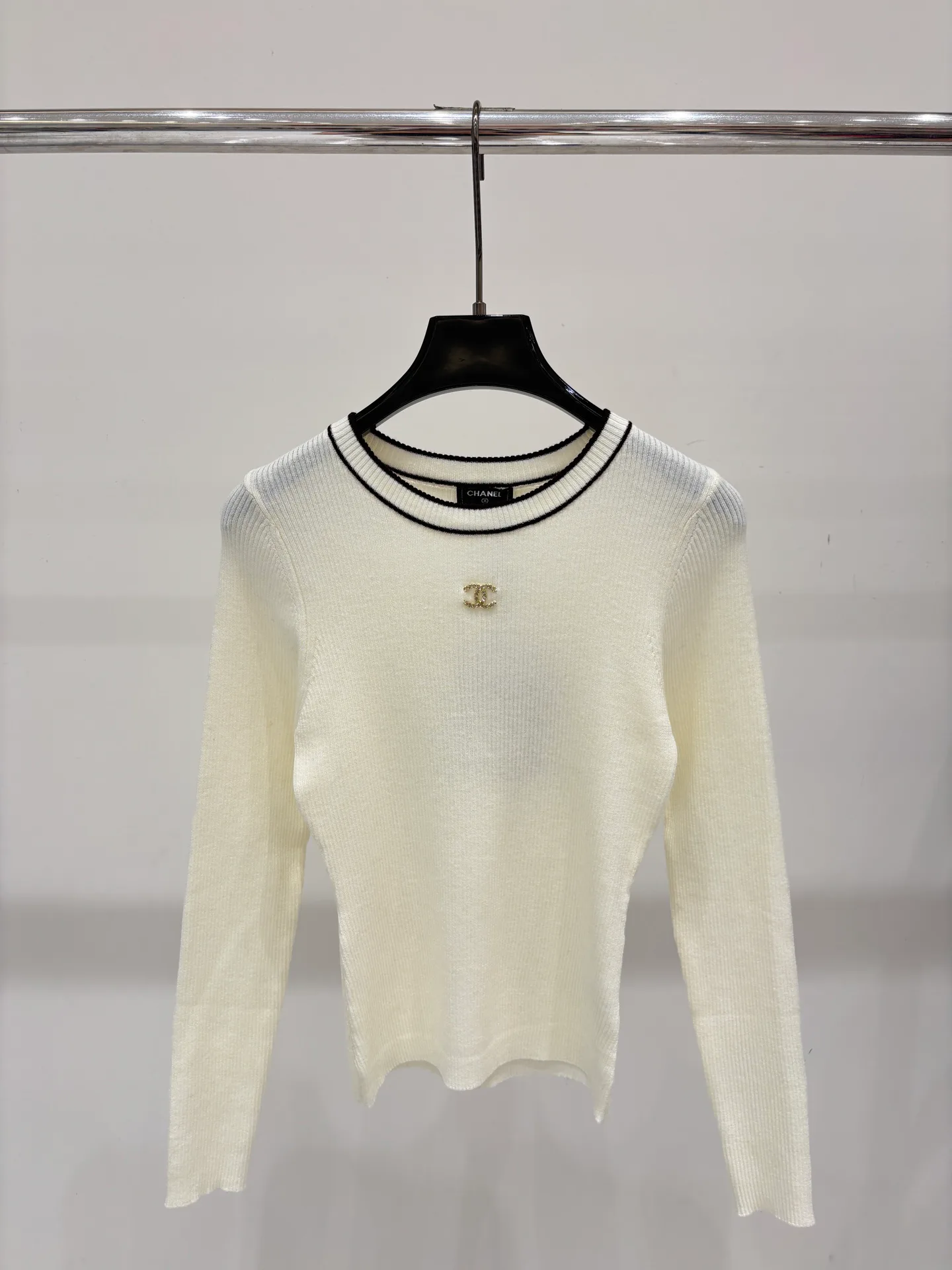 Women's Jumpers And Sweaters CHANEL 18138031