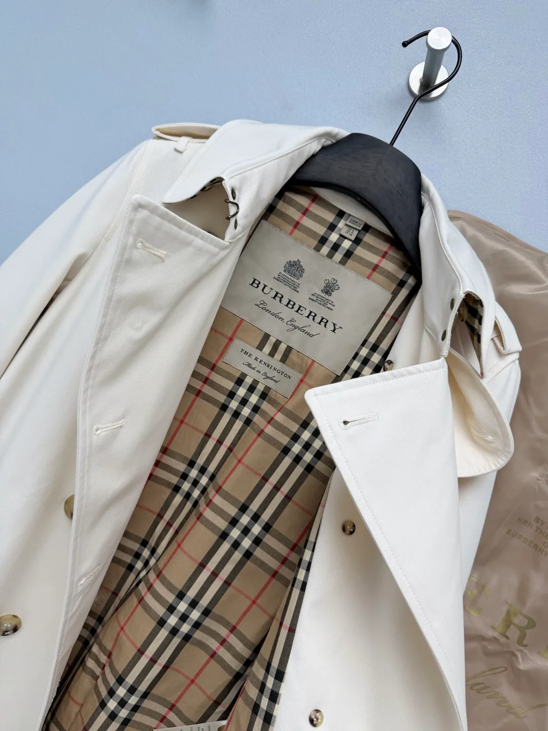 Women's Trench Coats BURBERRY 18512923