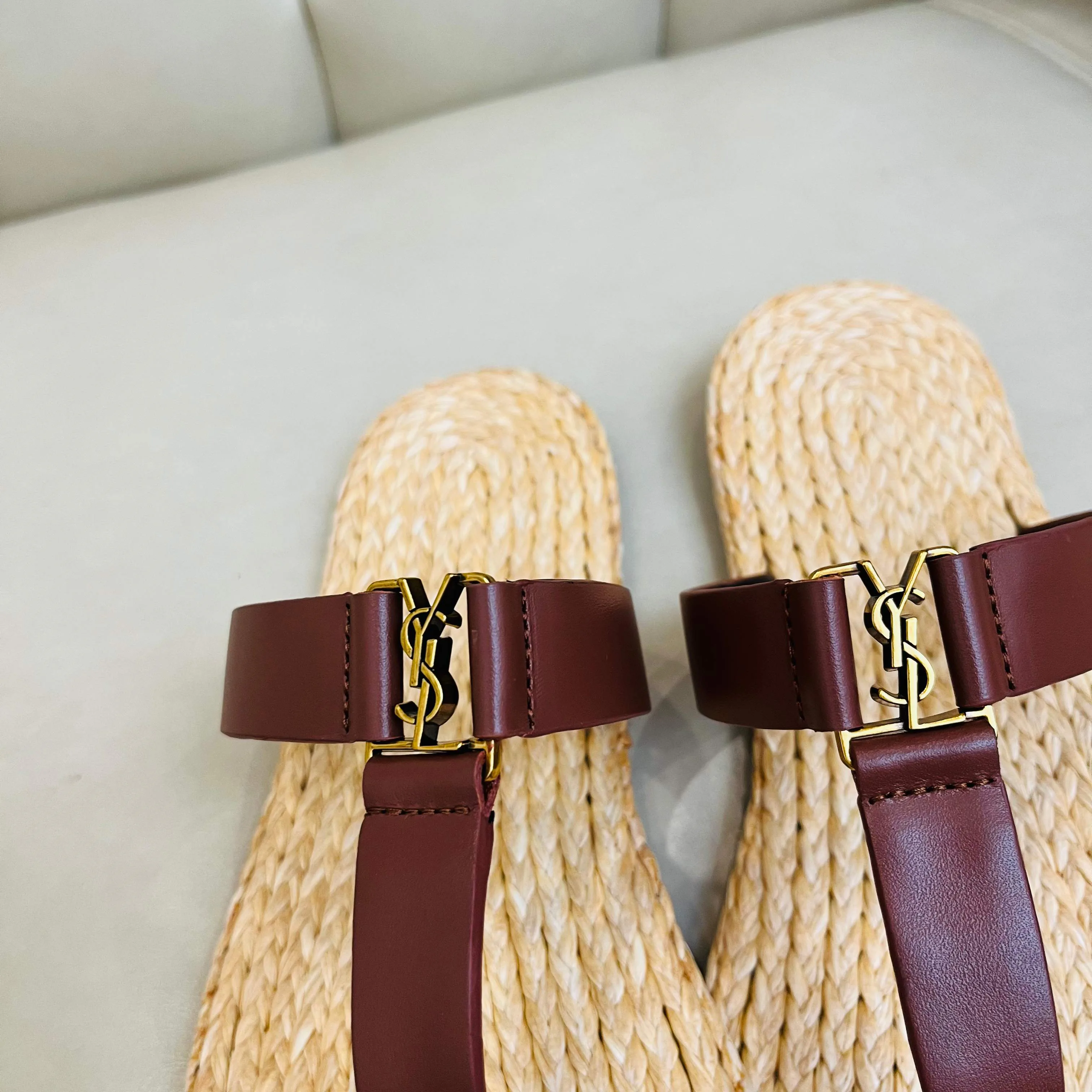 Women's Flip-Flops SAINT LAURENT 18083989