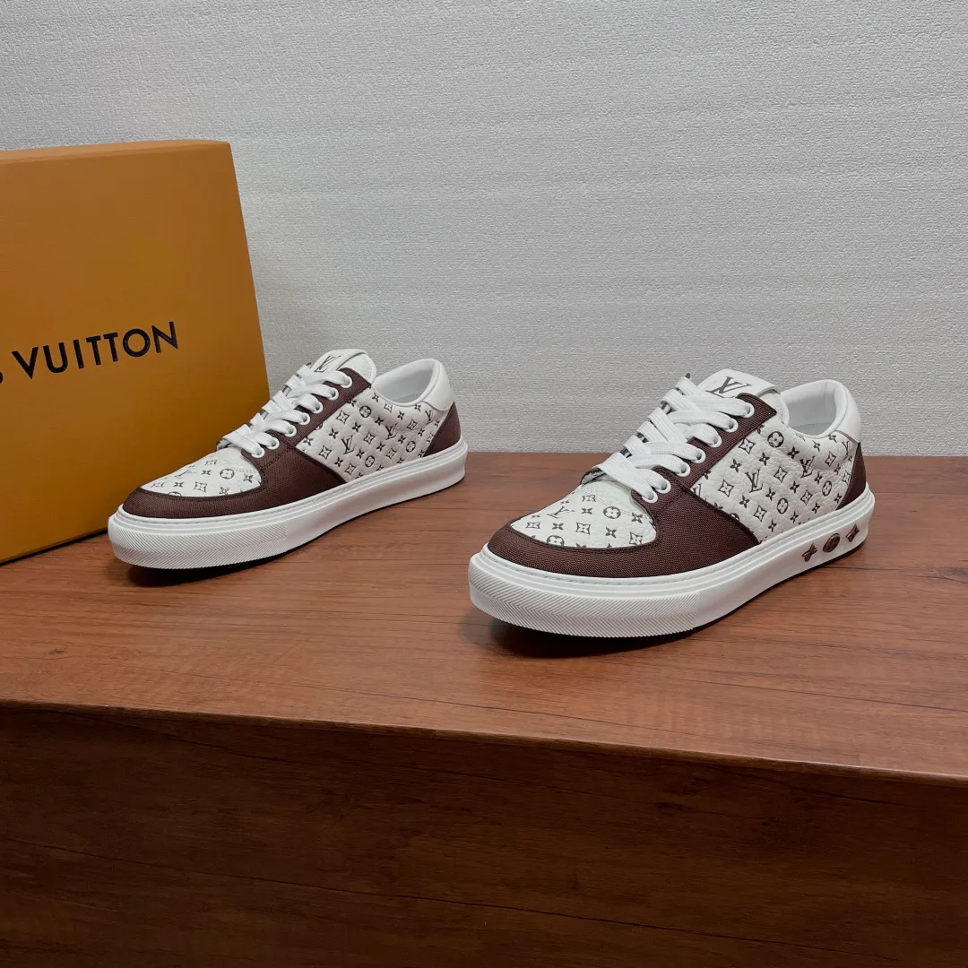 Men's Sneakers LOUIS VUITTON 18296787