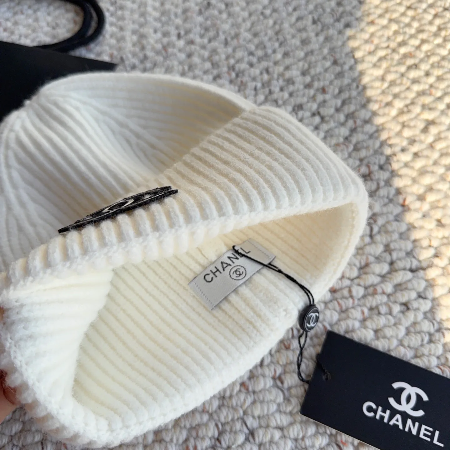 Hats CHANEL 18450123