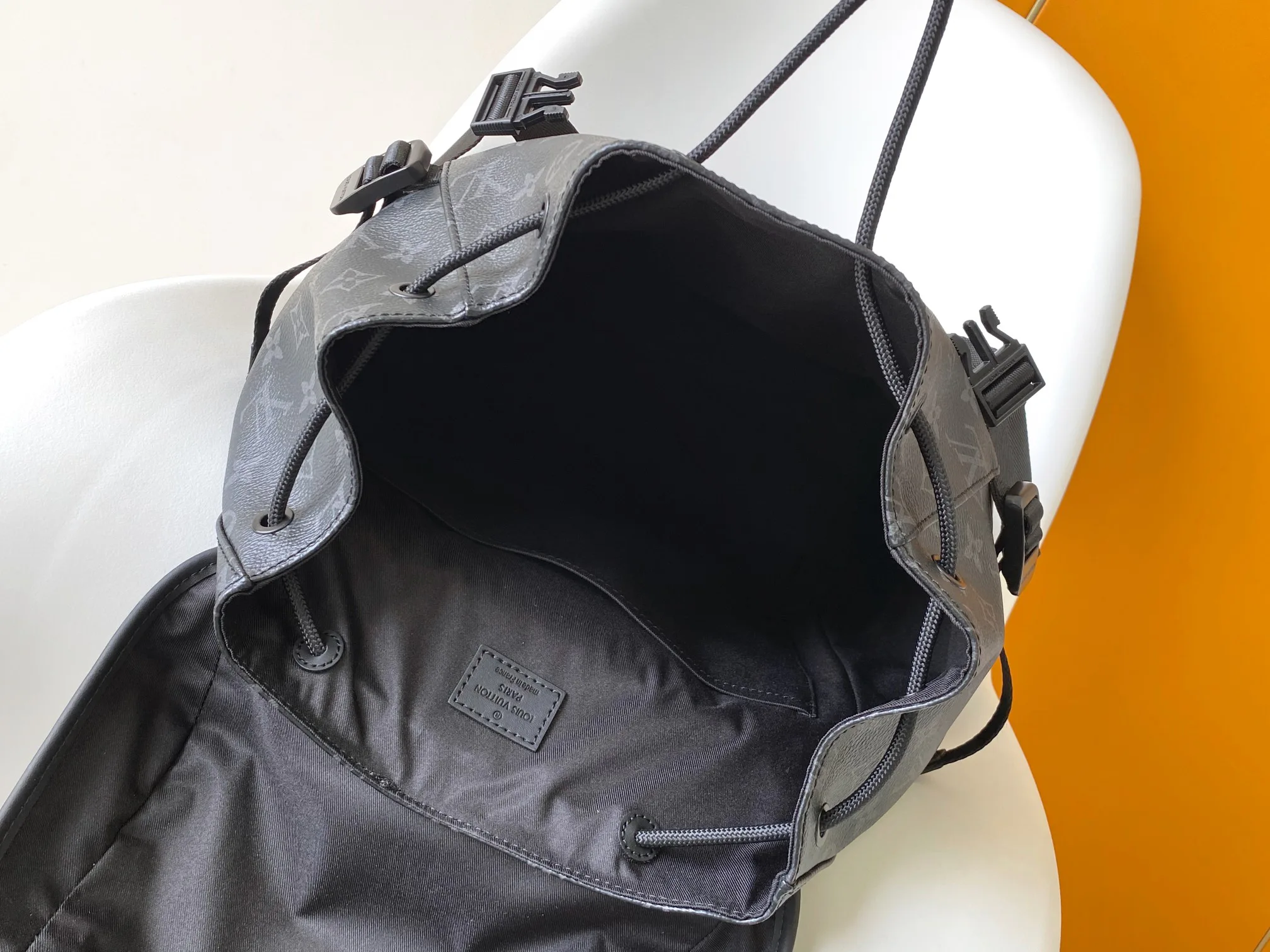 Women's Backpacks LOUIS VUITTON 17904104