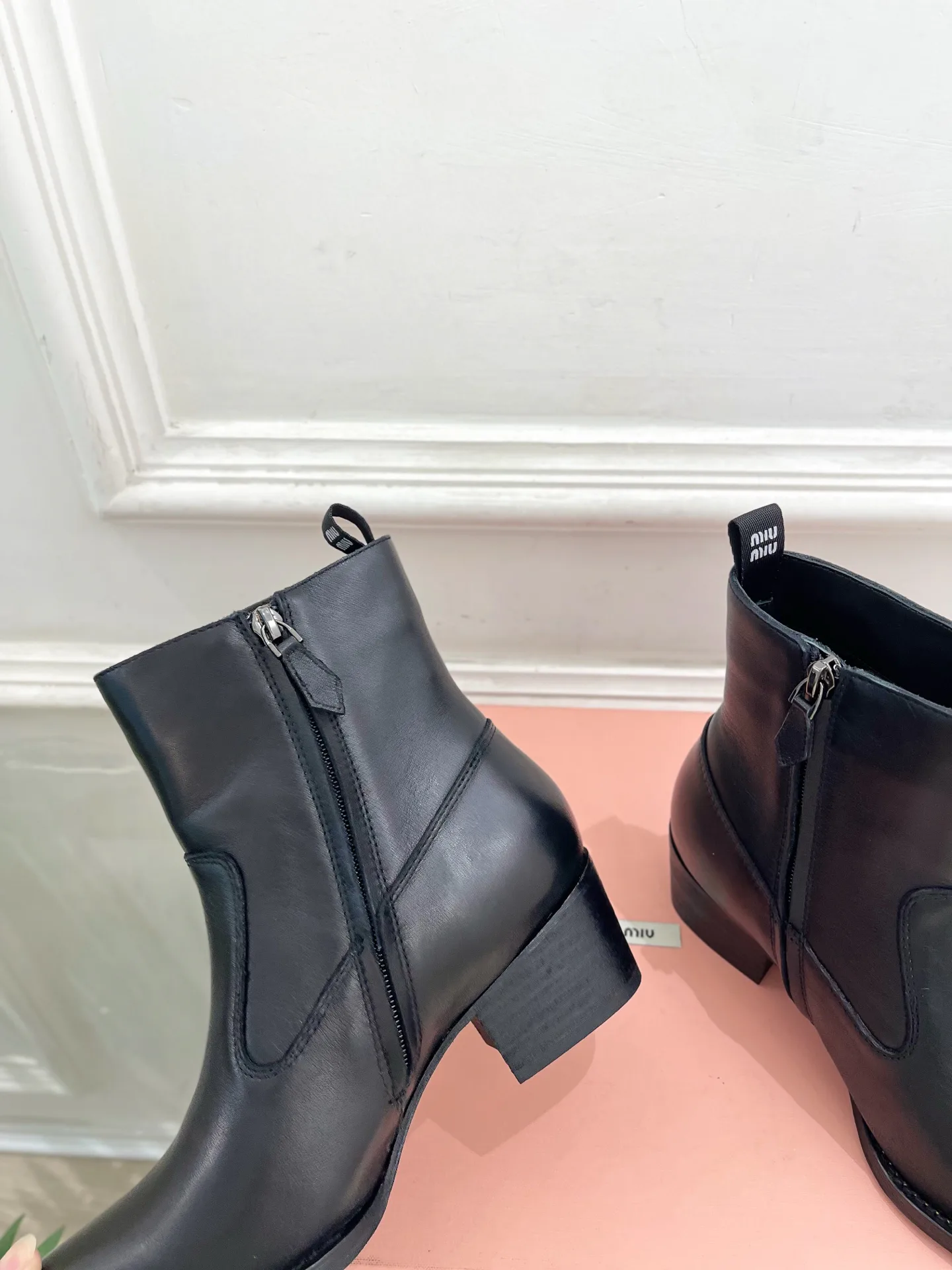 Women's Booties MIU MIU 18143151