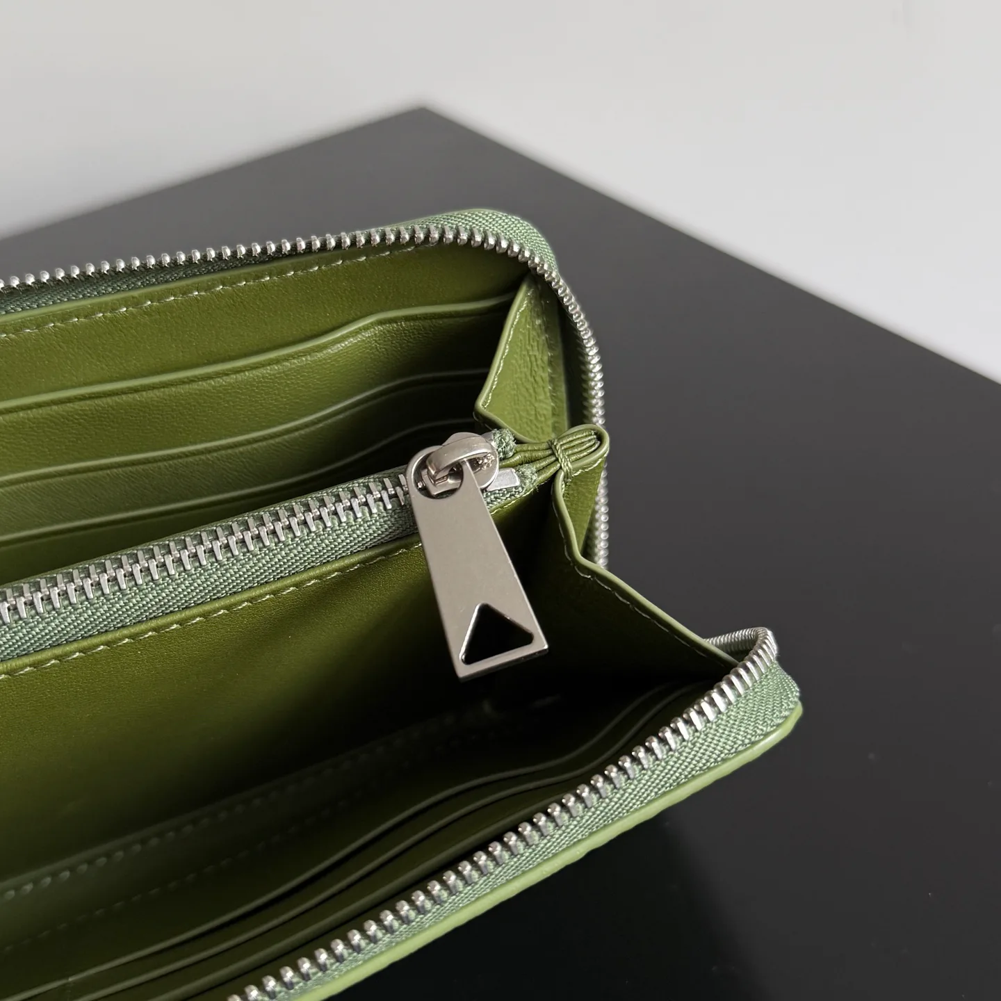 Women's Clutches BOTTEGA VENETA 18215080