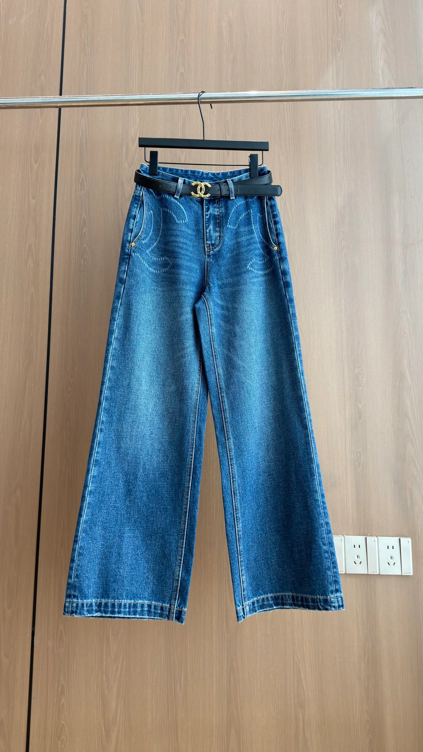 Women's Jeans CHANEL 17987615