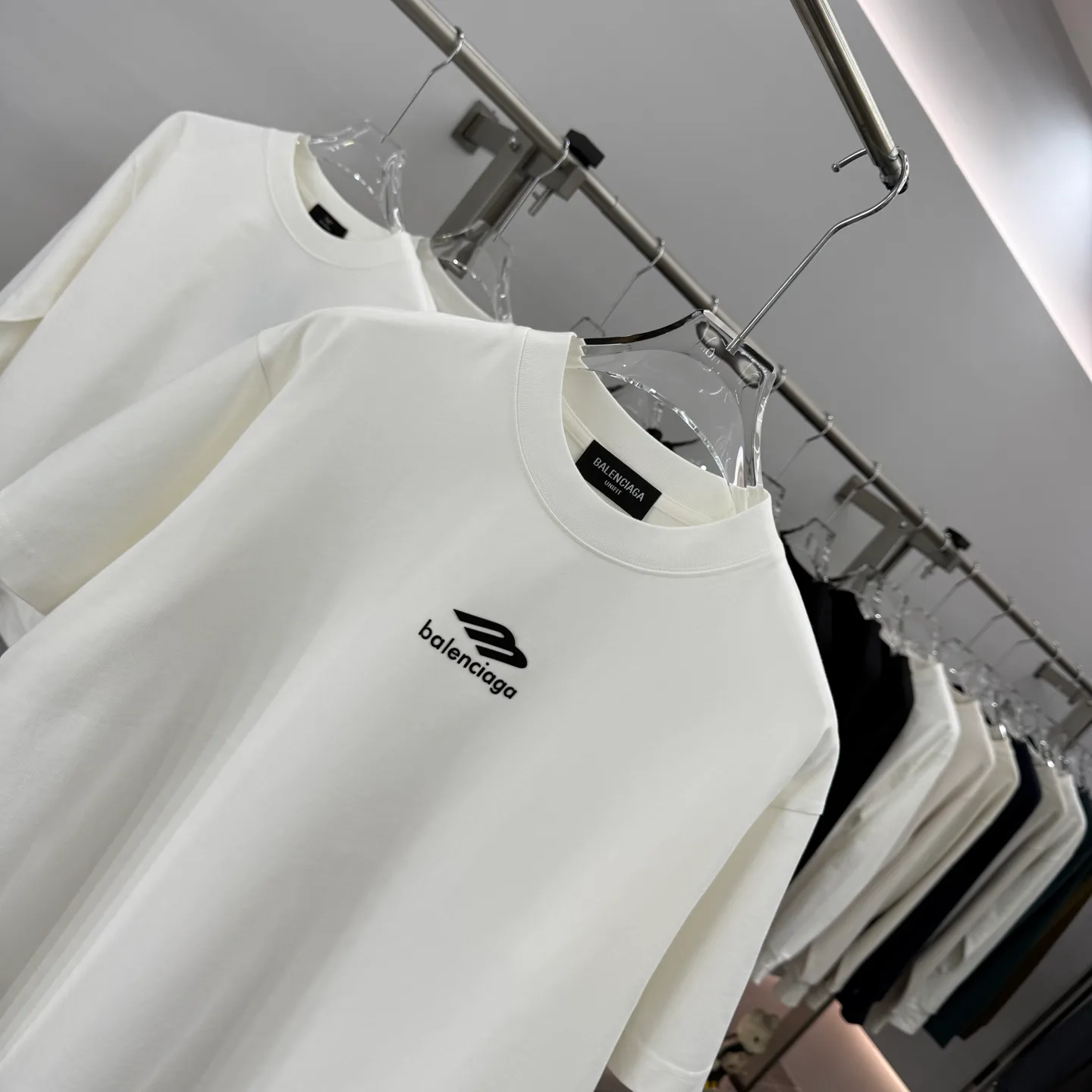 Men's T-Shirts BALENCIAGA 18408259