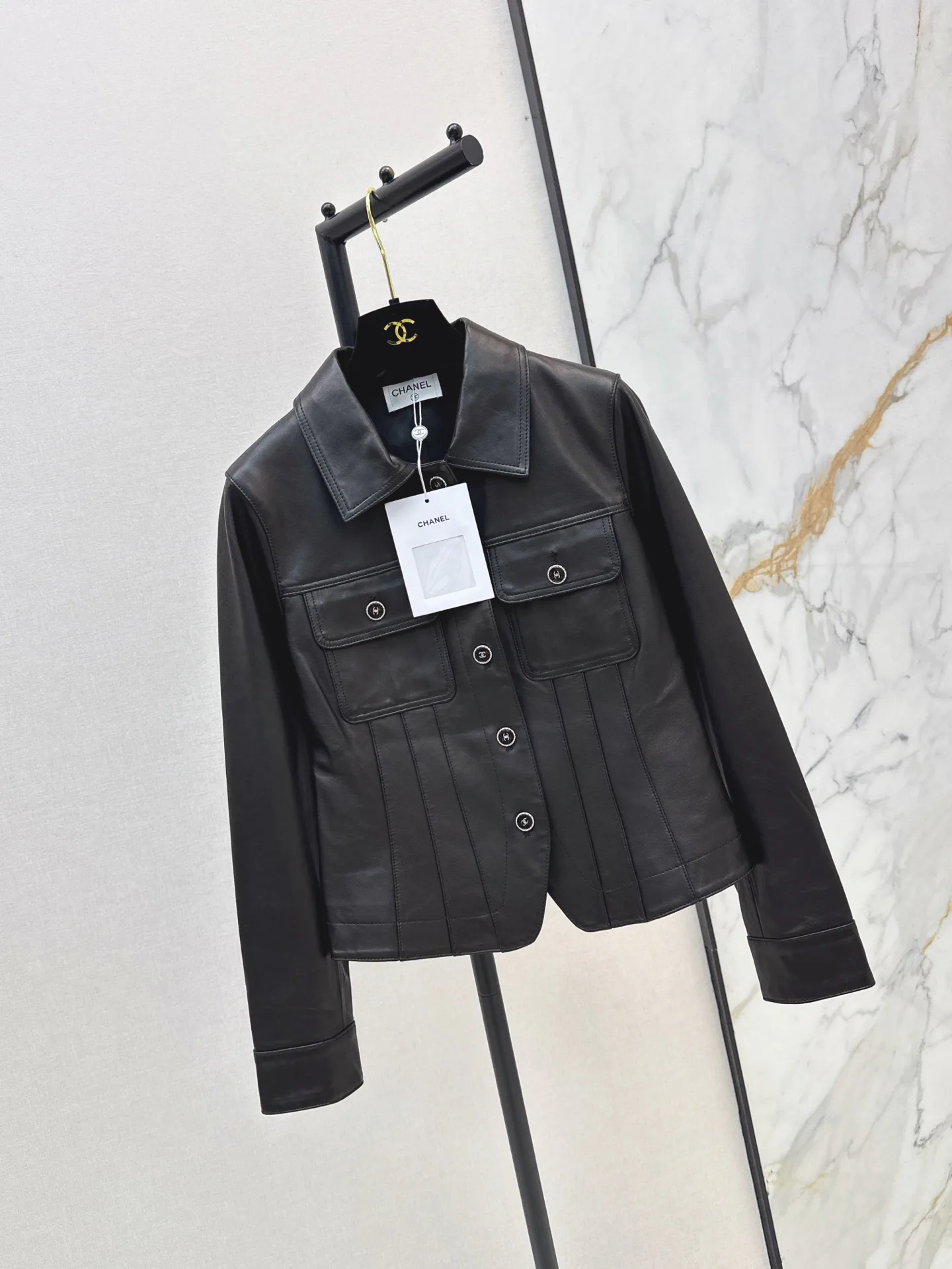 Women's Leather Jackets And Sheepskin Coats CHANEL 18173023