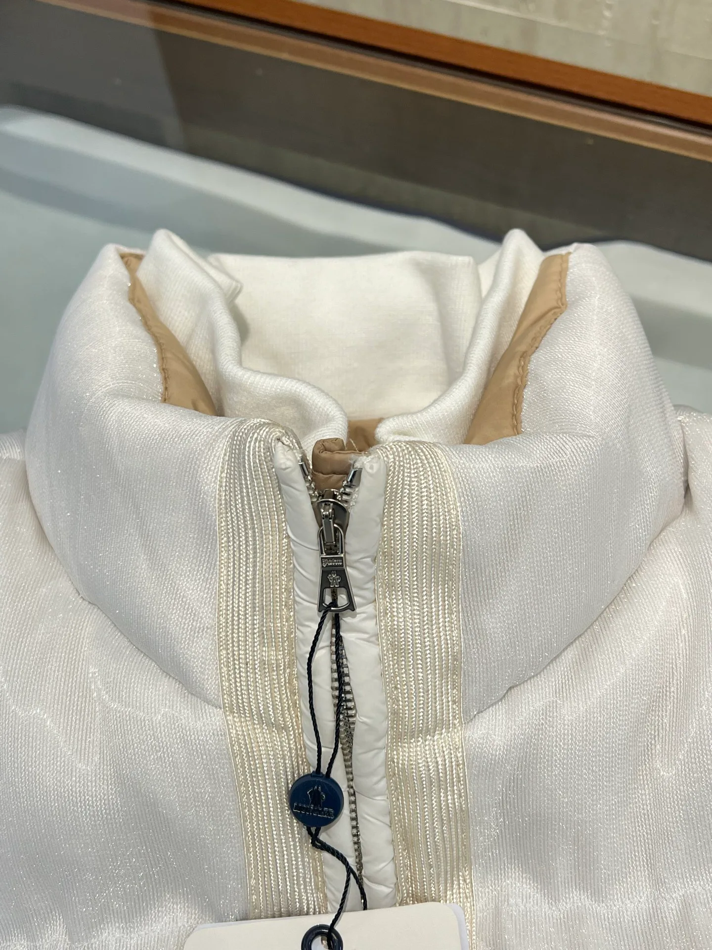 Куртки И Пуховики Мужские Moncler 18634326