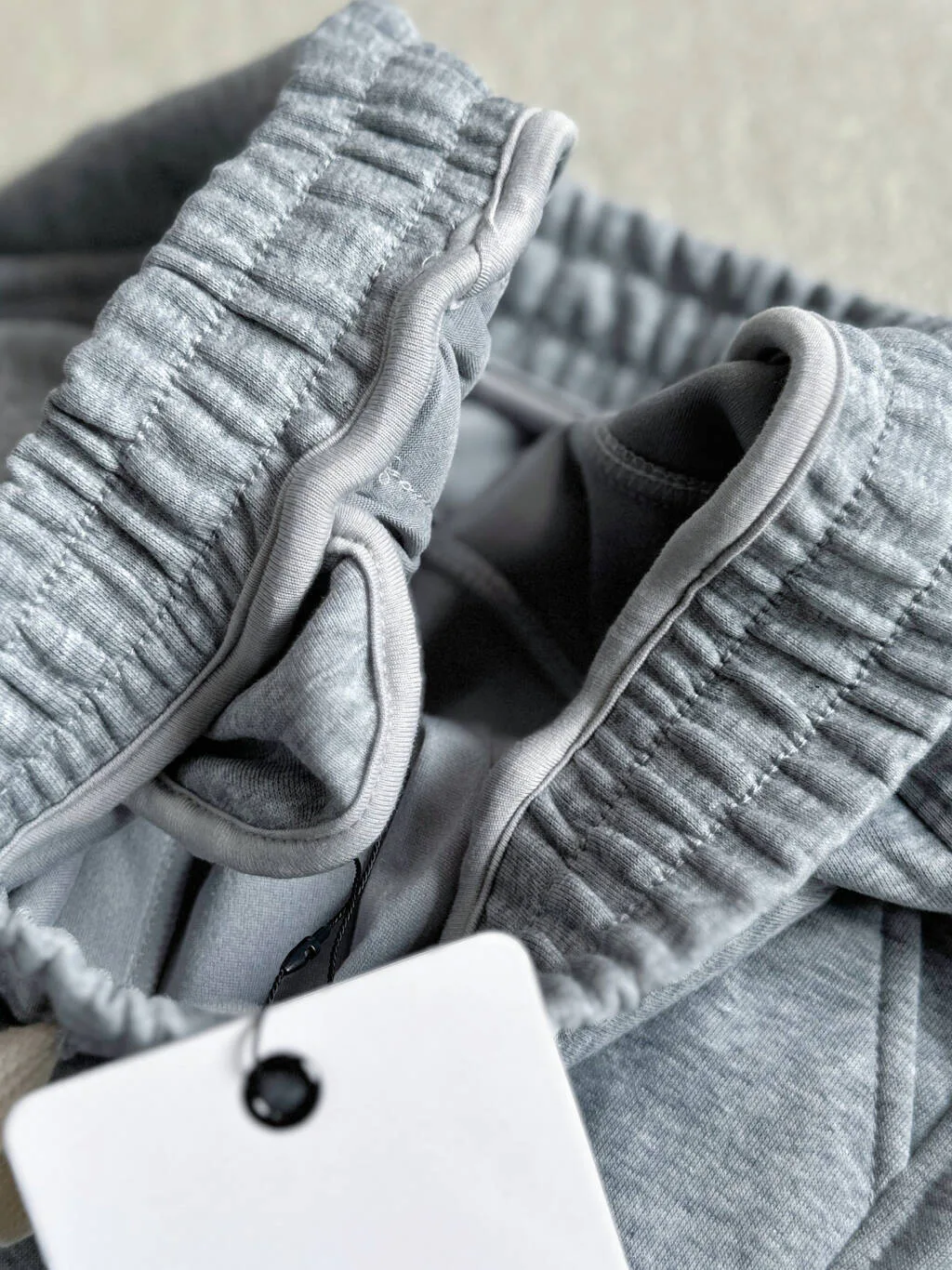Men's Trousers MONCLER 18069073