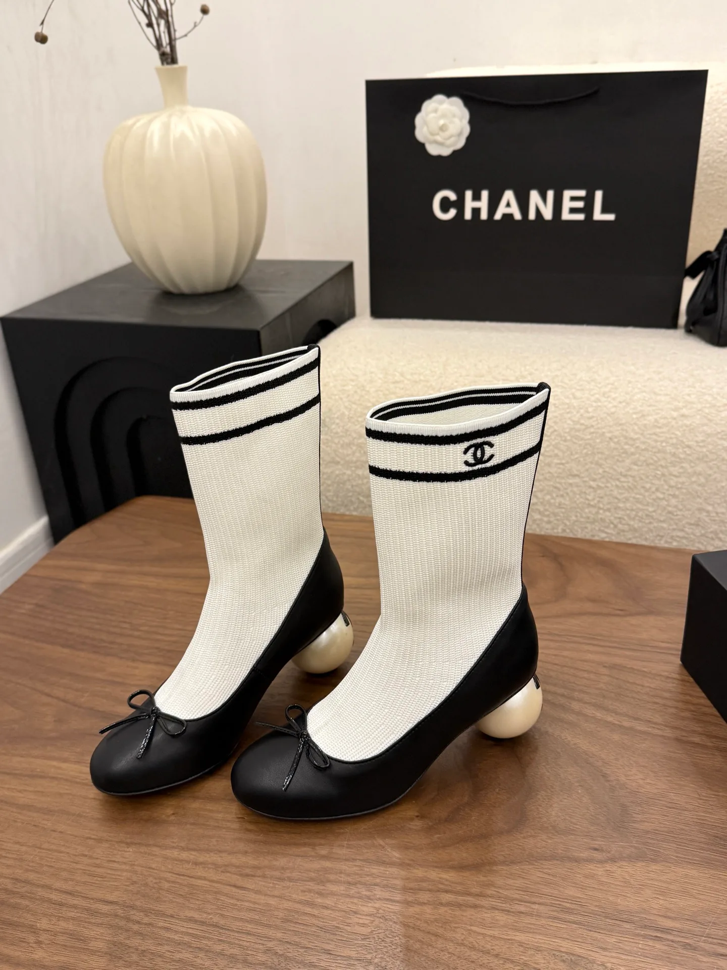 Women's Booties CHANEL 18500968