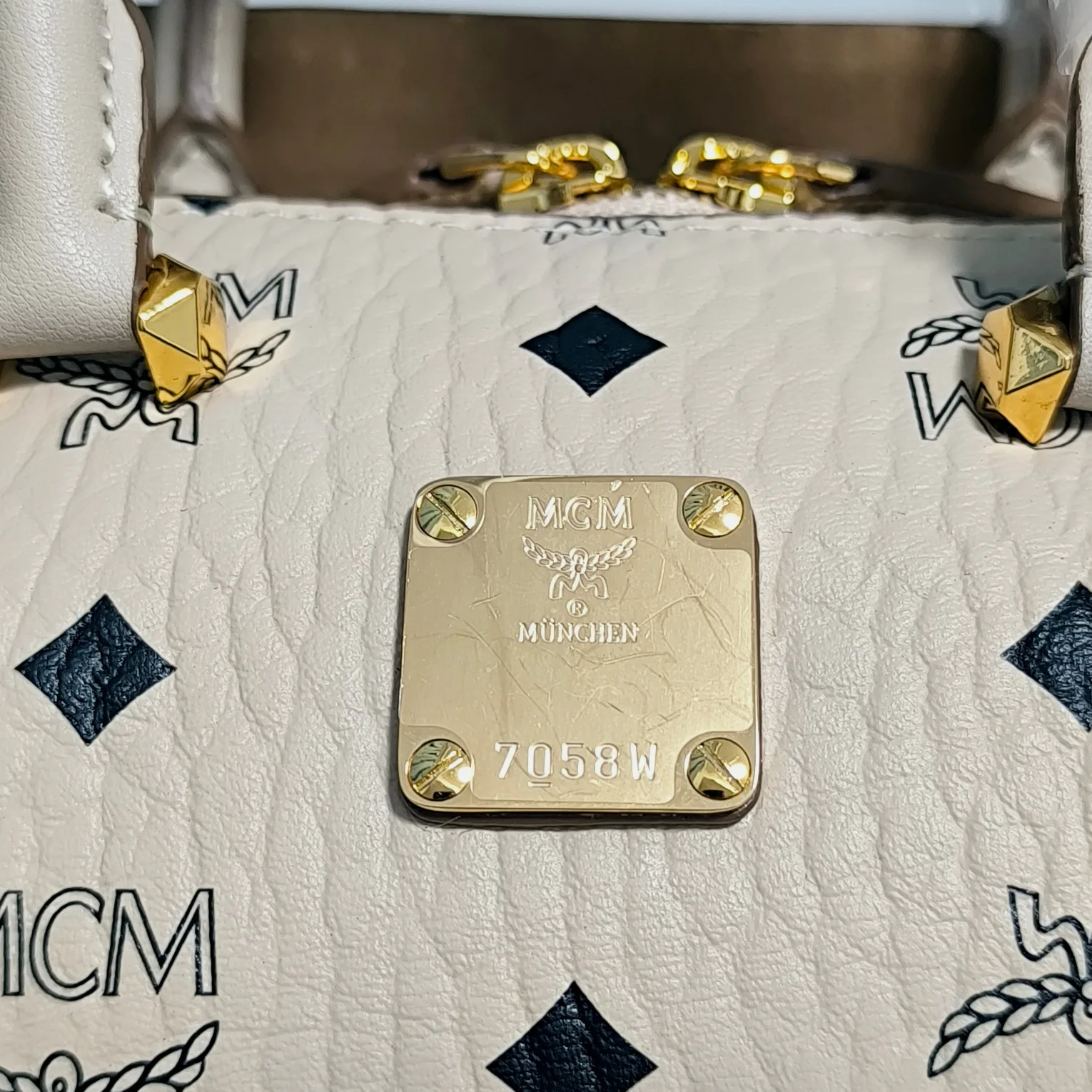 Women's Classic Handbags MCM 17896738
