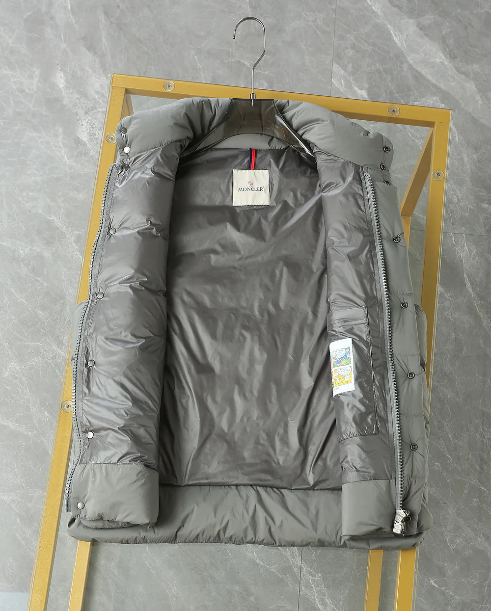 Men's Vests MONCLER 18345547