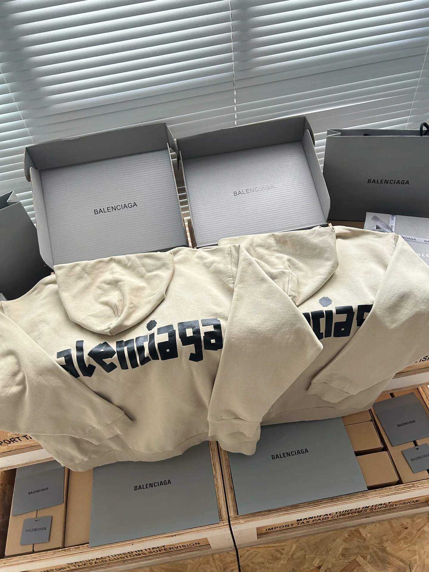 Футболки Мужские Balenciaga 18662956
