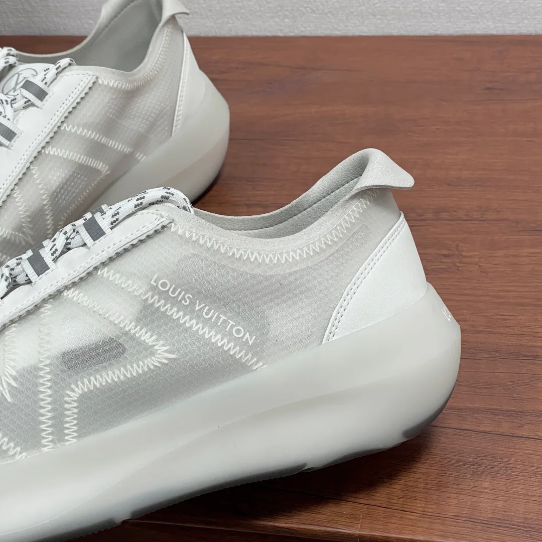 Men's Sneakers LOUIS VUITTON 17307265