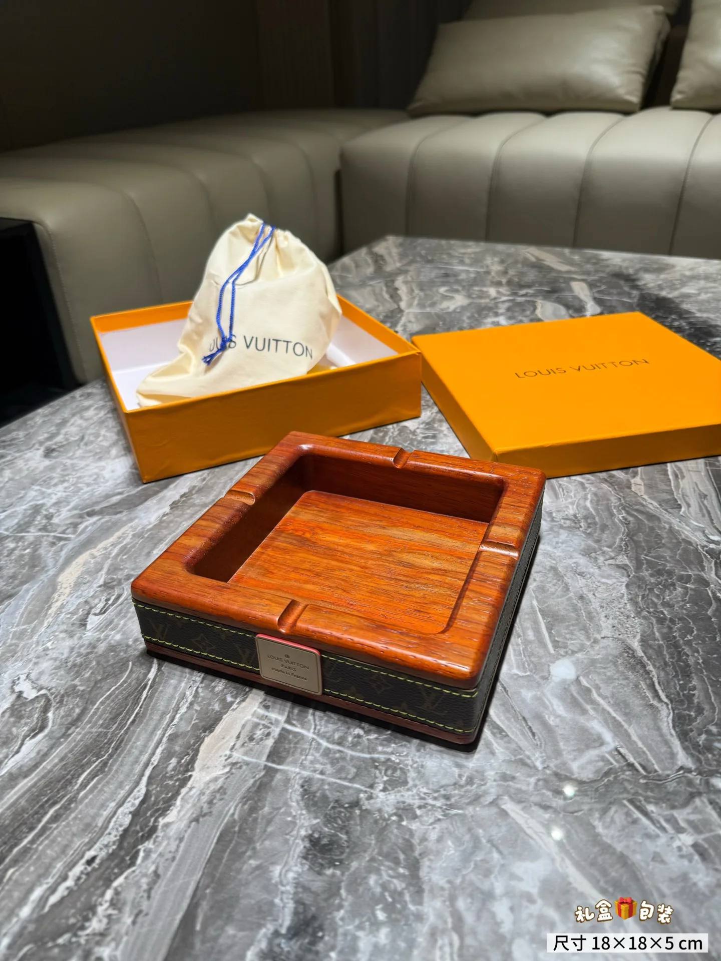 Tableware LOUIS VUITTON 18013637