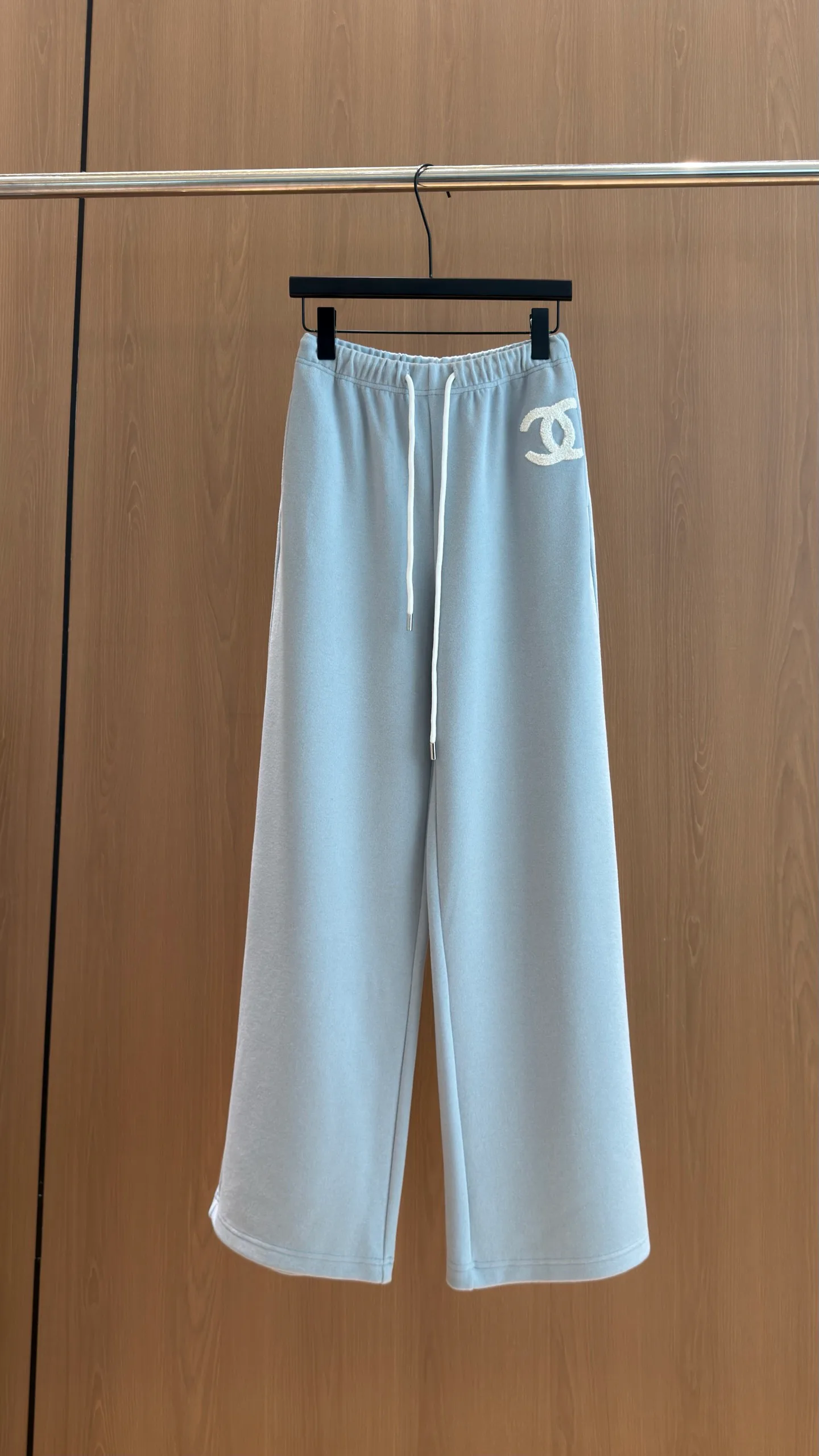 Women's Trousers CHANEL 18528288