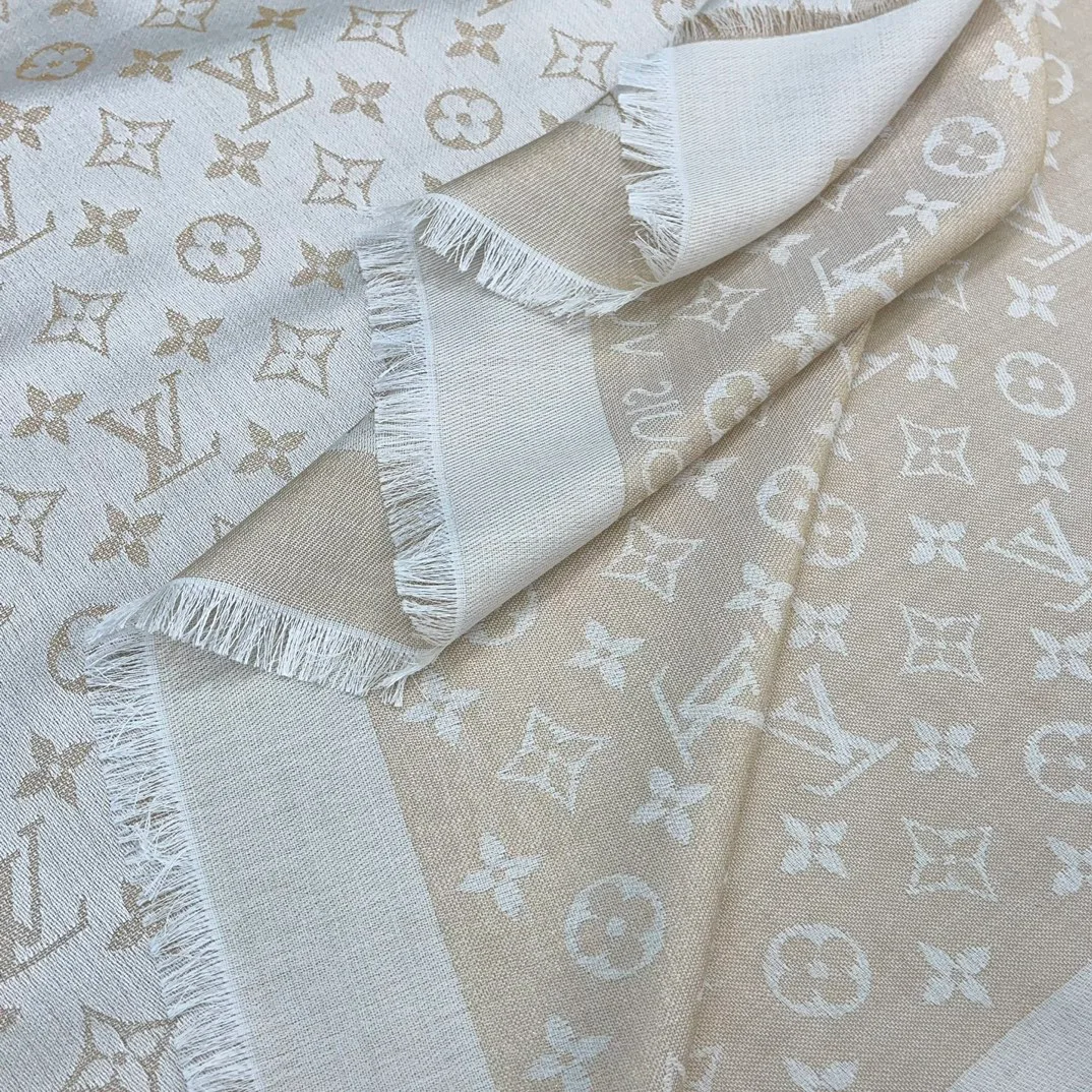 Scarves LOUIS VUITTON 17826474