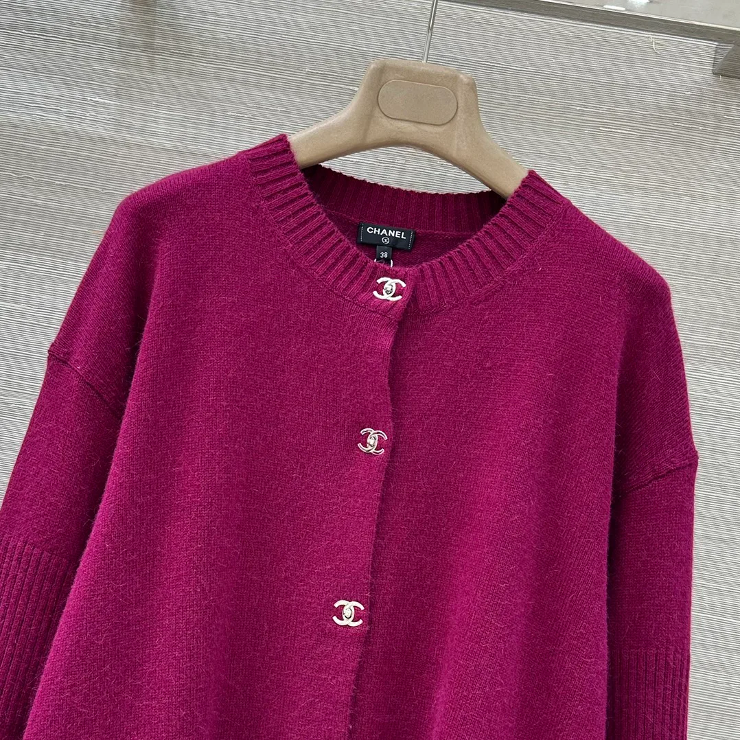 Women's Jumpers And Sweaters CHANEL 18027191