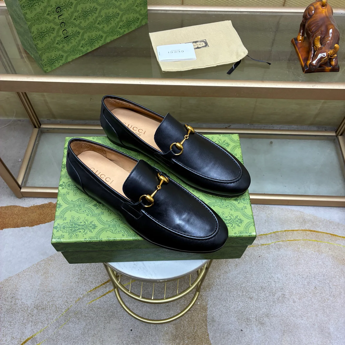 Men's Loafers And Dress Shoes GUCCI 18516337