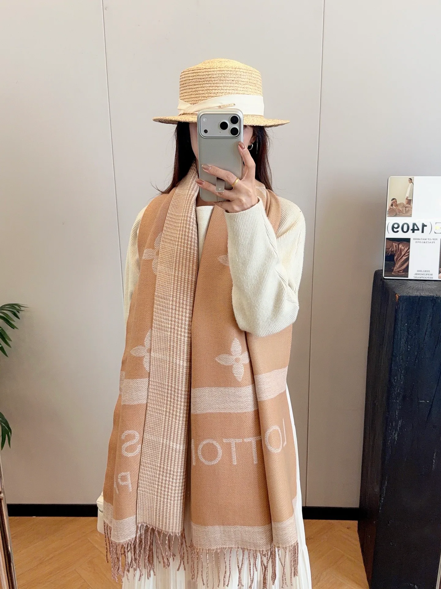 Scarves LOUIS VUITTON 18377565