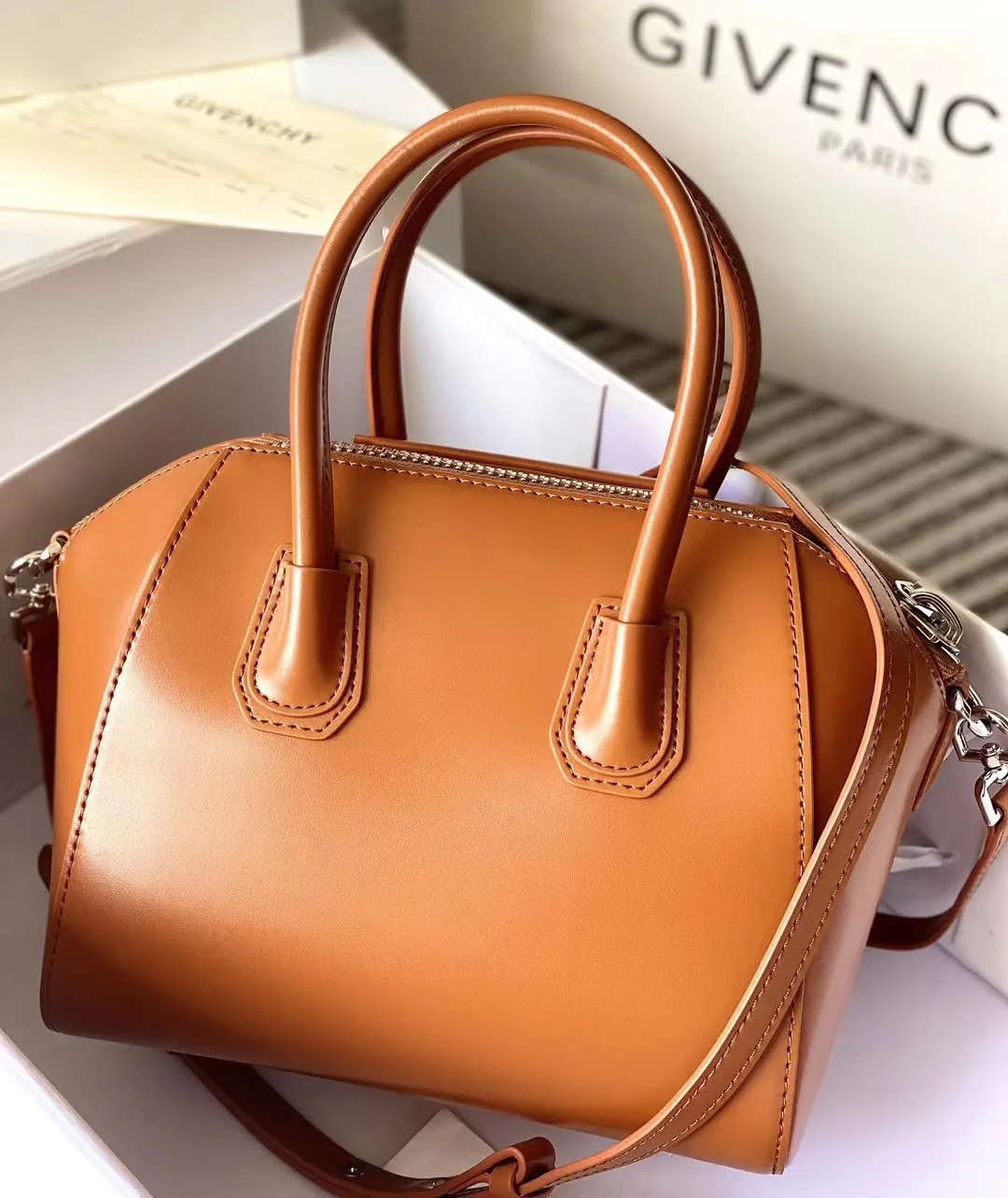 Women's Classic Handbags GIVENCHY 18452632
