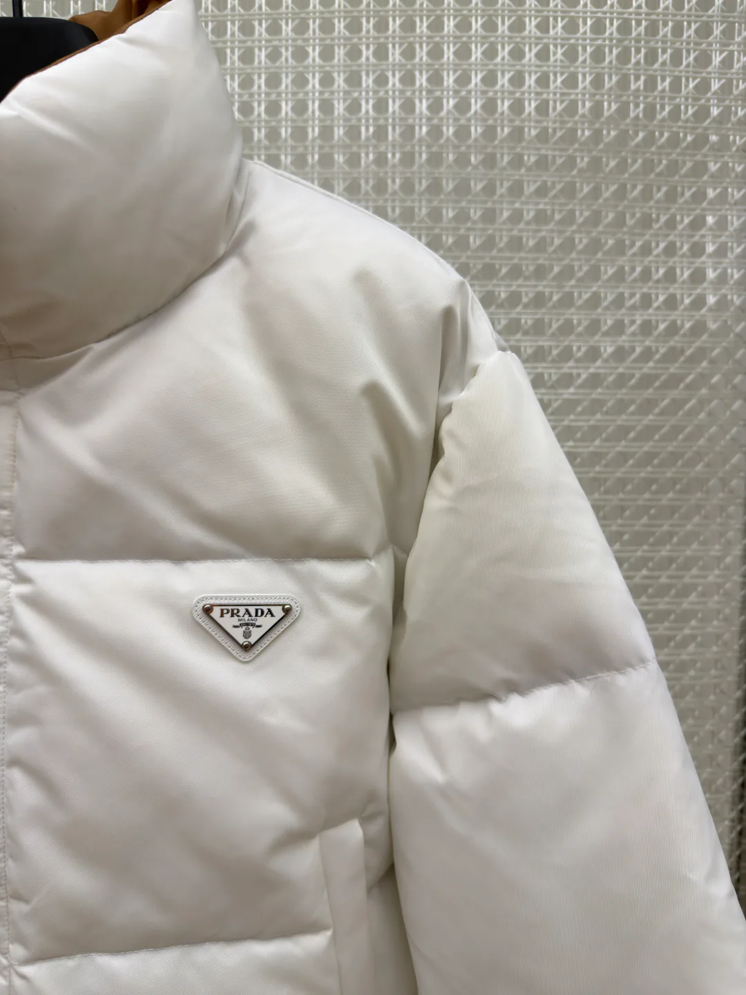 Куртки И Пуховики Мужские Prada 18558549