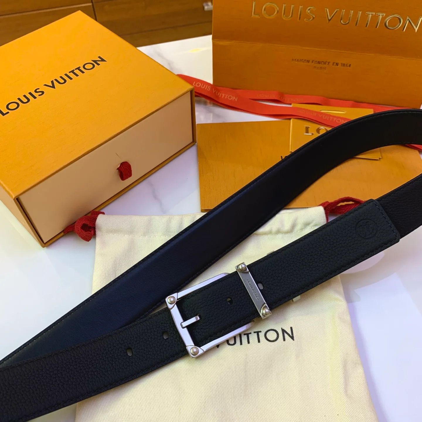 Belts LOUIS VUITTON 17638920
