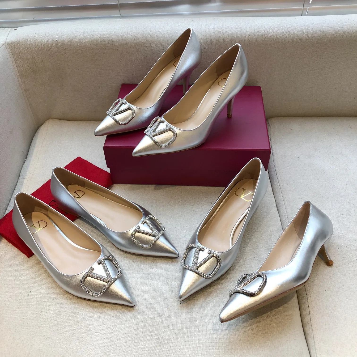 Women's Heels VALENTINO 17956869