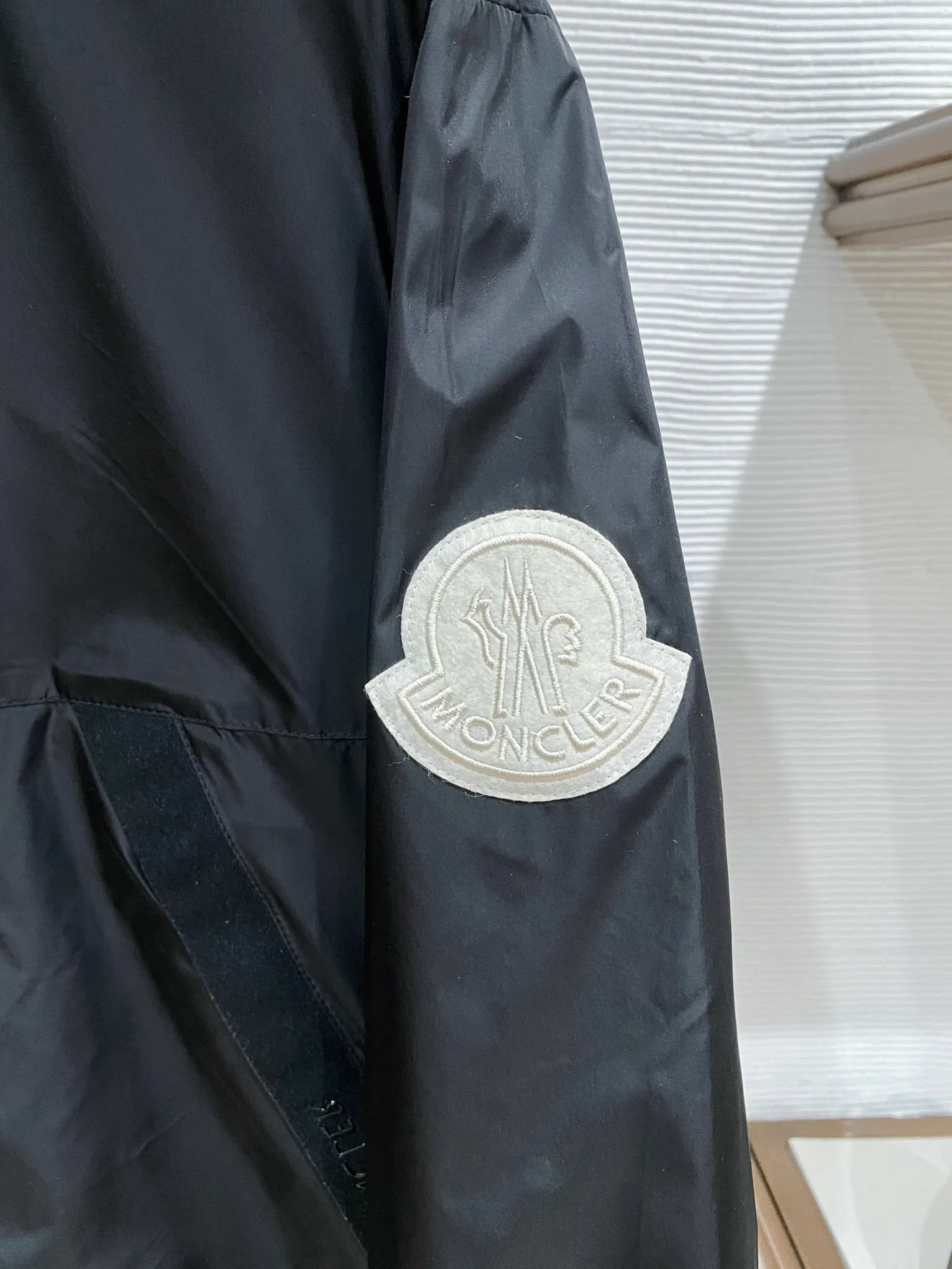 Men's Jackets And Down Jackets MONCLER 18510167