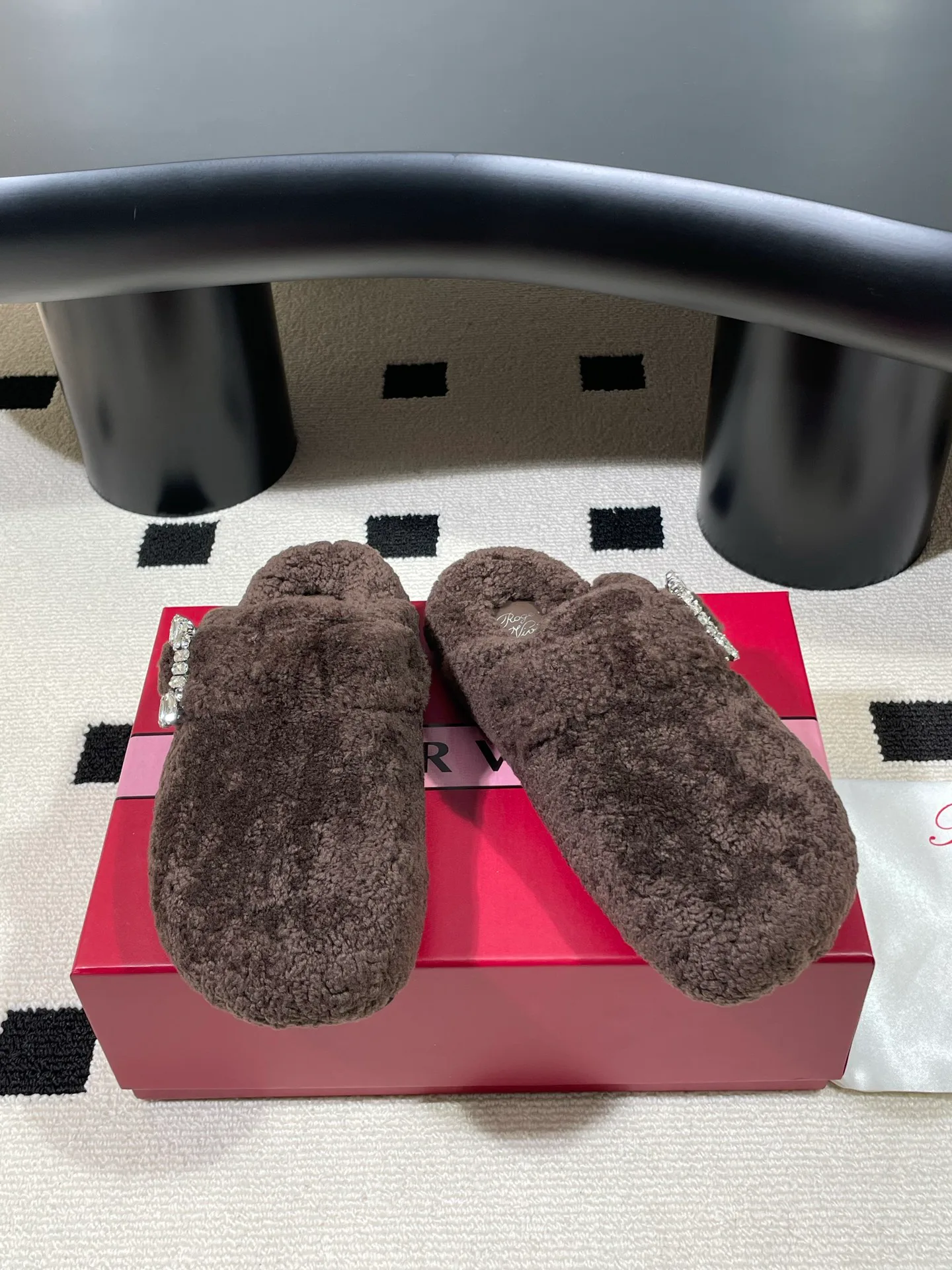Women's Slippers ROGER VIVIER 17861488