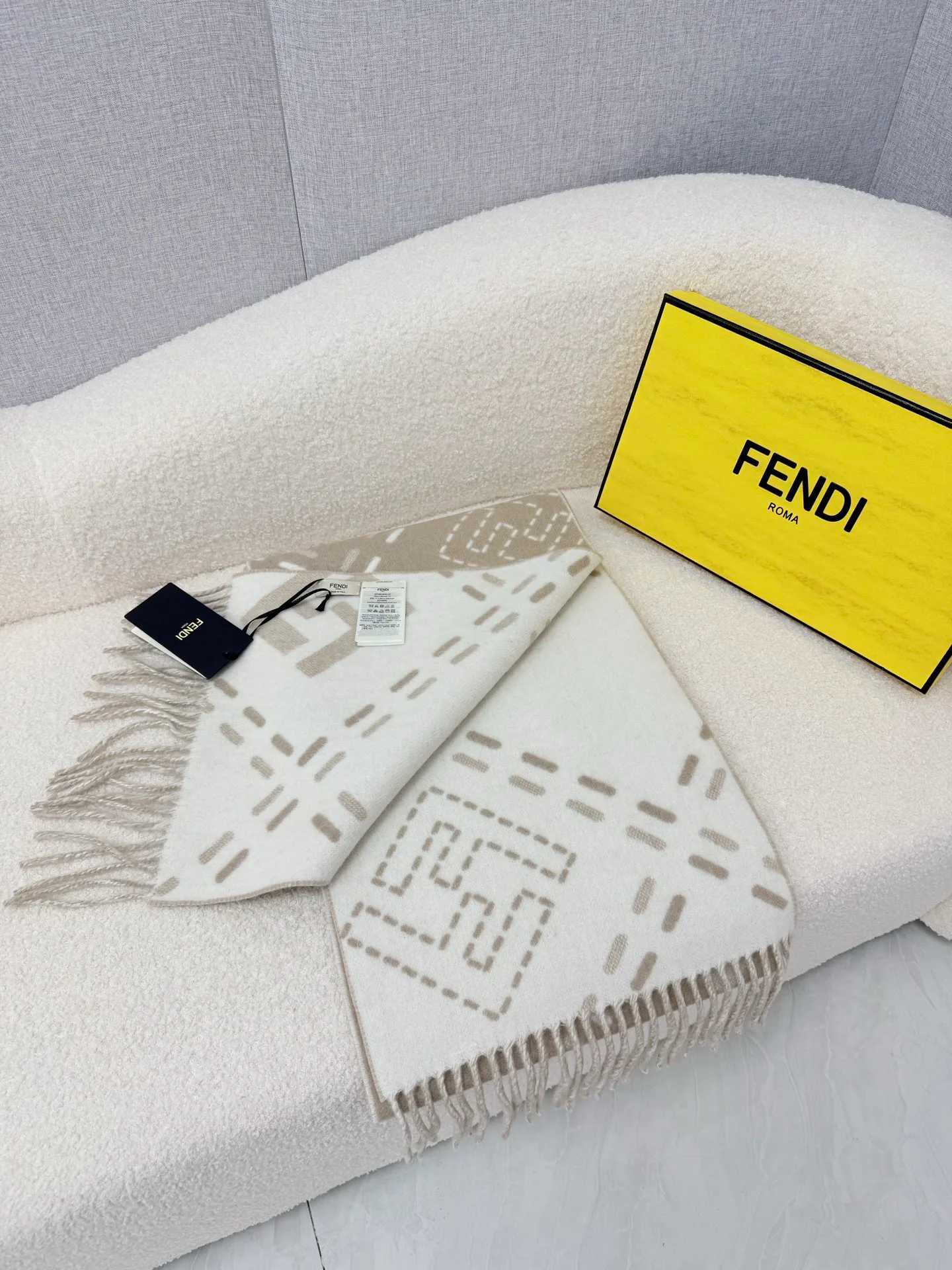 Scarves FENDI 18003368
