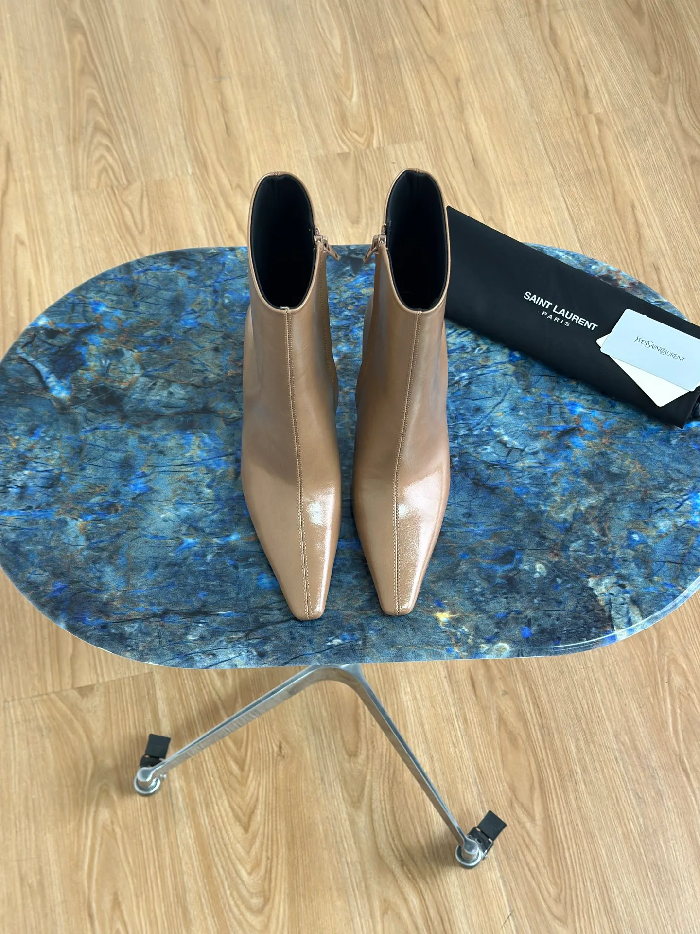Women's Booties SAINT LAURENT 17918122