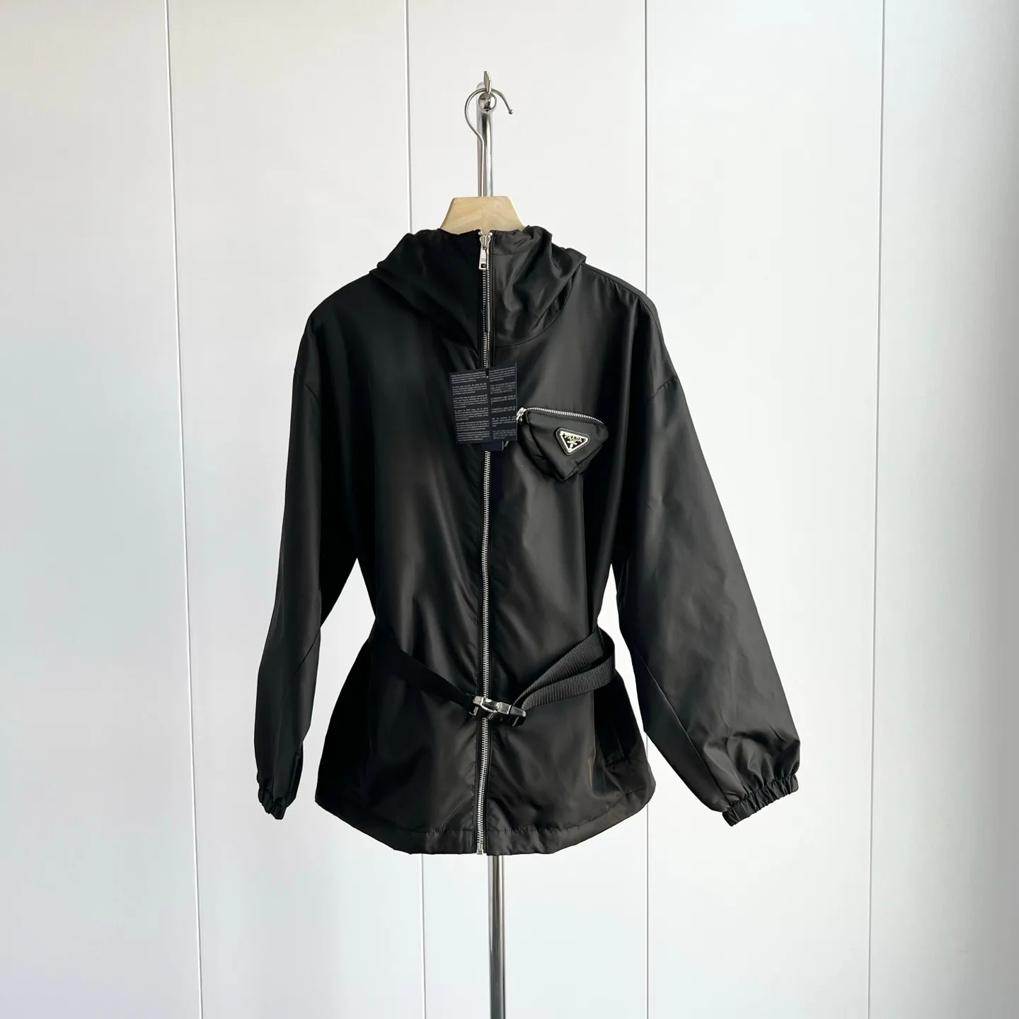 Women's Jackets And Down Jackets PRADA 18145423