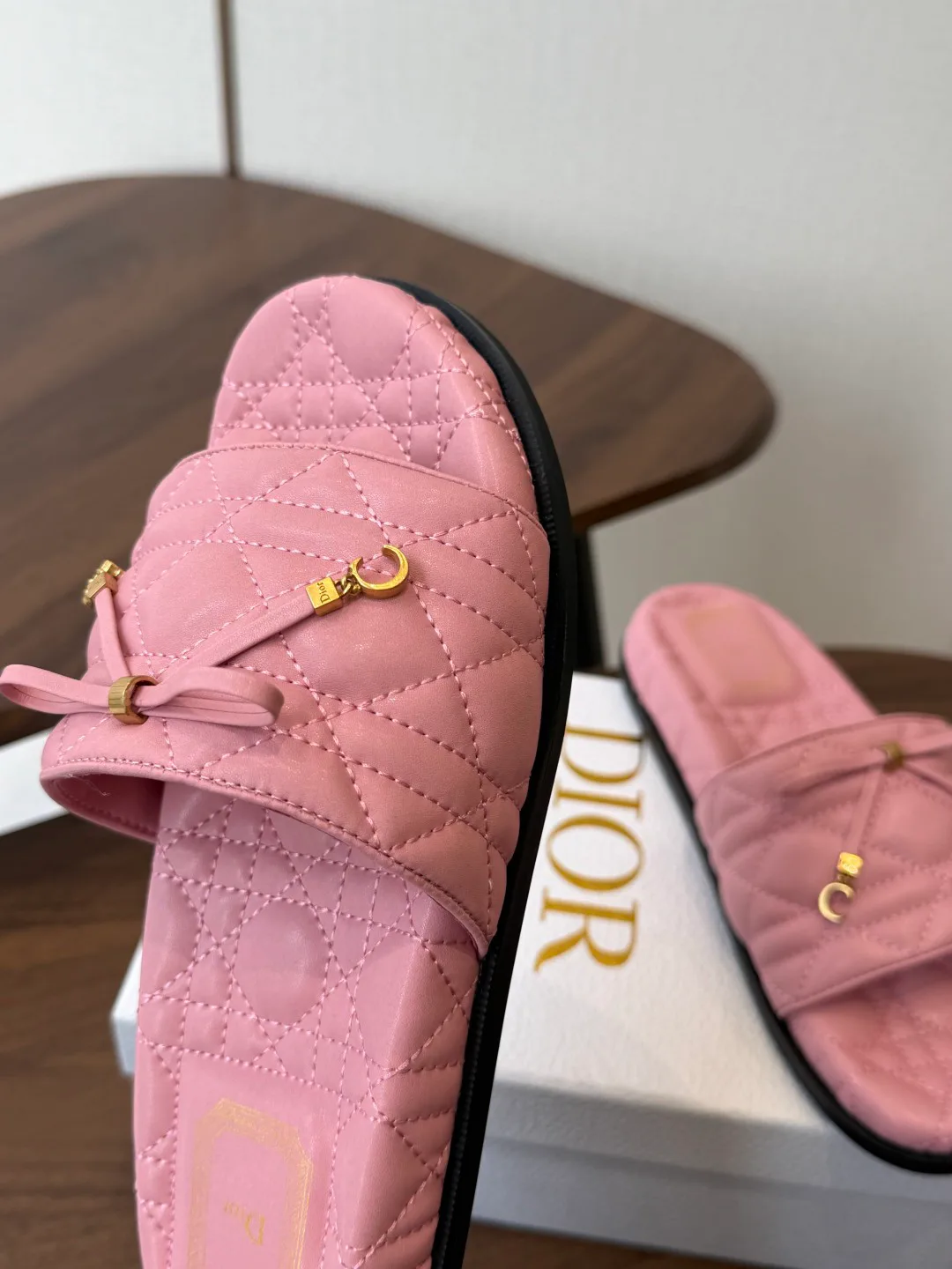 Шлепанцы Женские Christian Dior 18687736