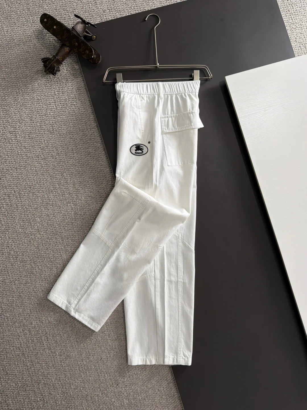 Men's Trousers BURBERRY 17557498
