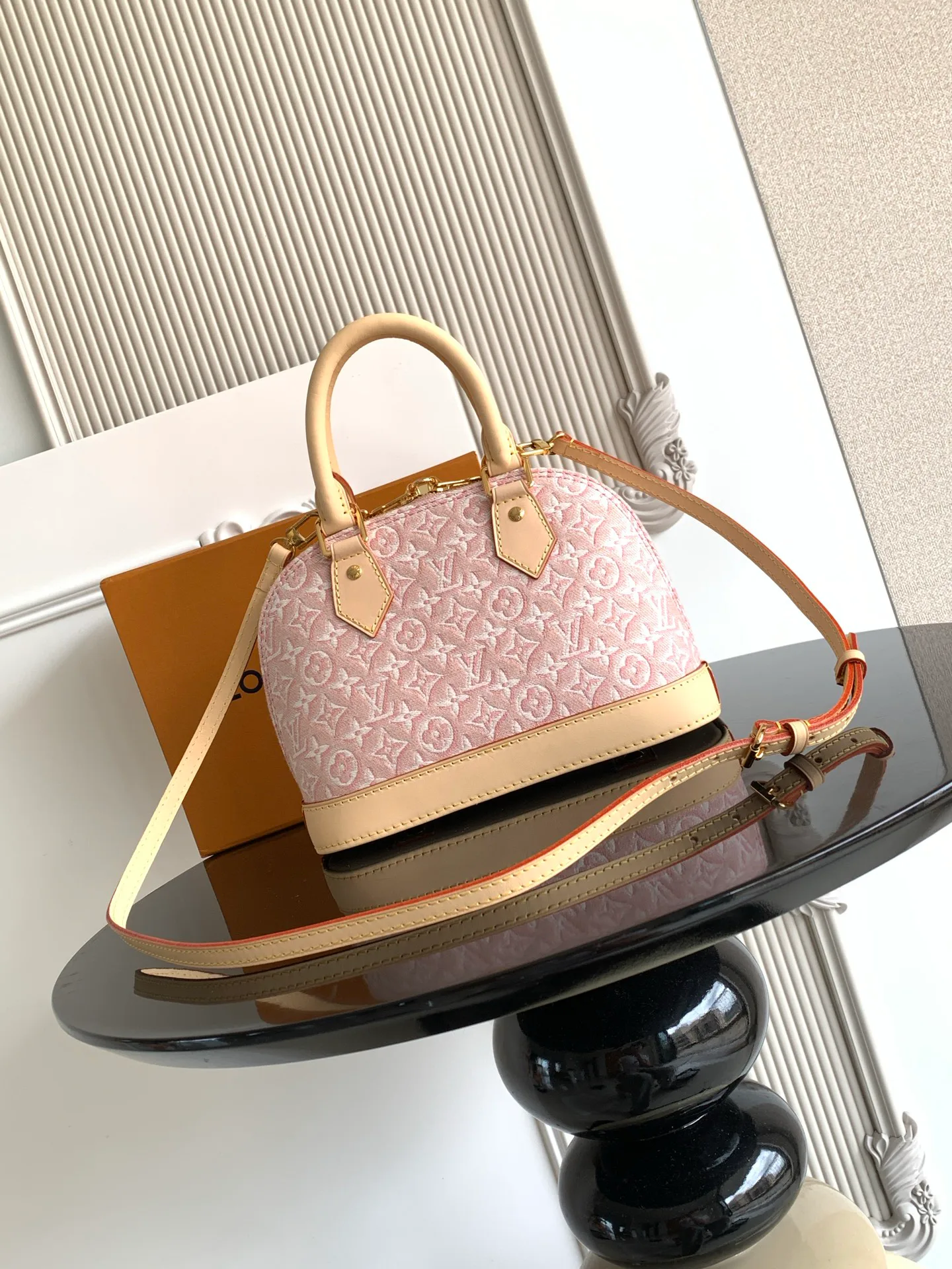 Women's Classic Handbags LOUIS VUITTON 17483342
