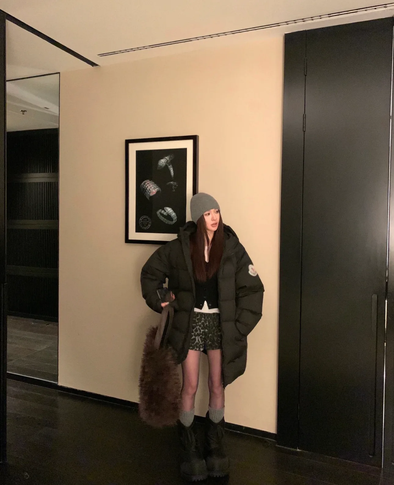 Women's Jackets And Down Jackets MONCLER 18007538