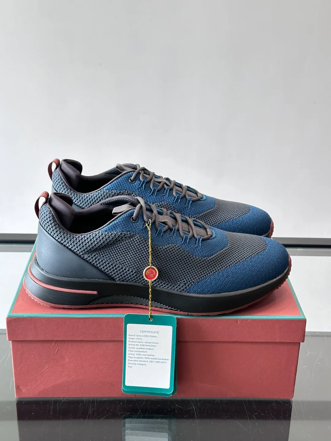Men's Sneakers LORO PIANA 18265128