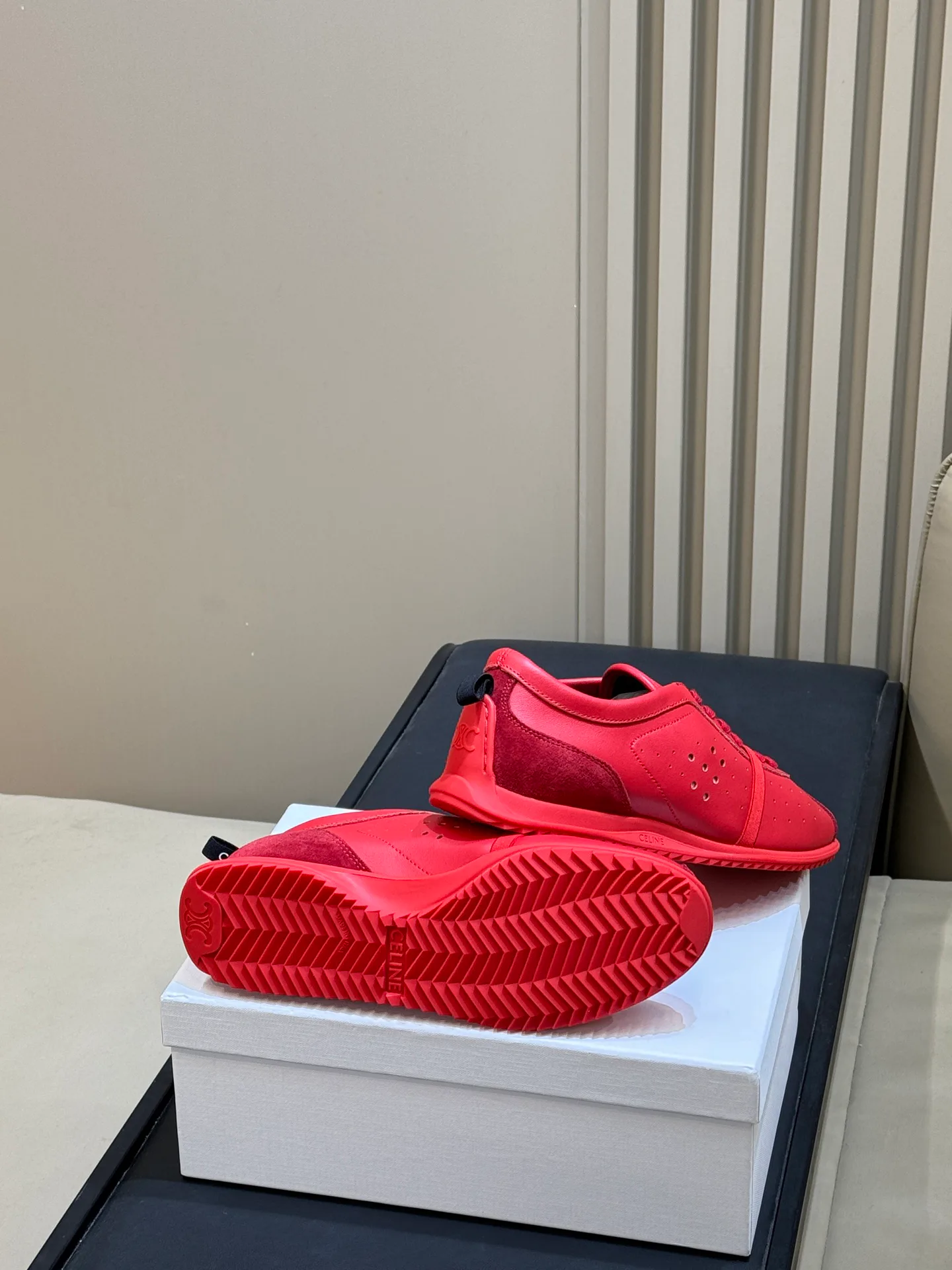 Women's Sneakers CELINE 18073022