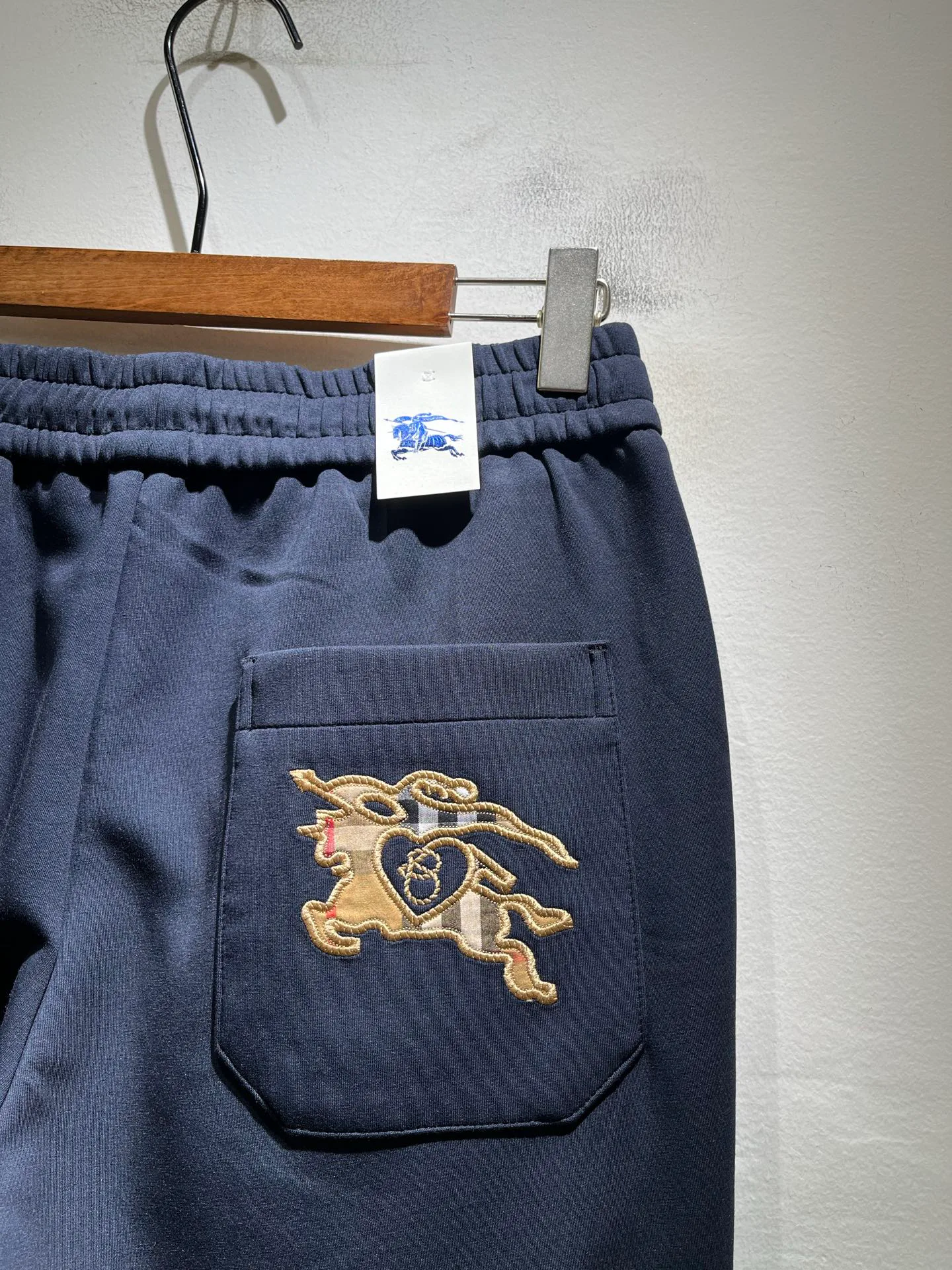 Men's Trousers BURBERRY 18343126