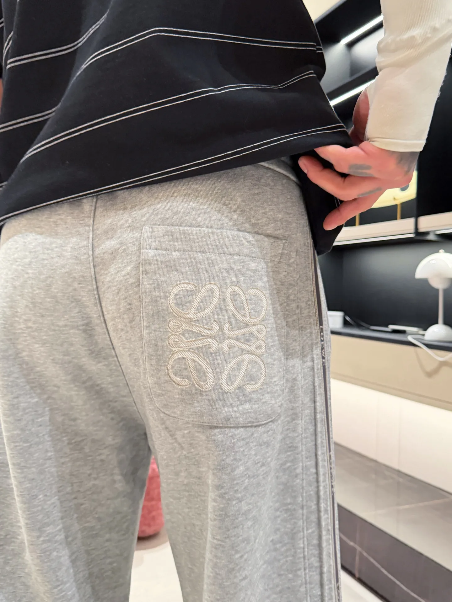 Men's Trousers LOEWE 18499687