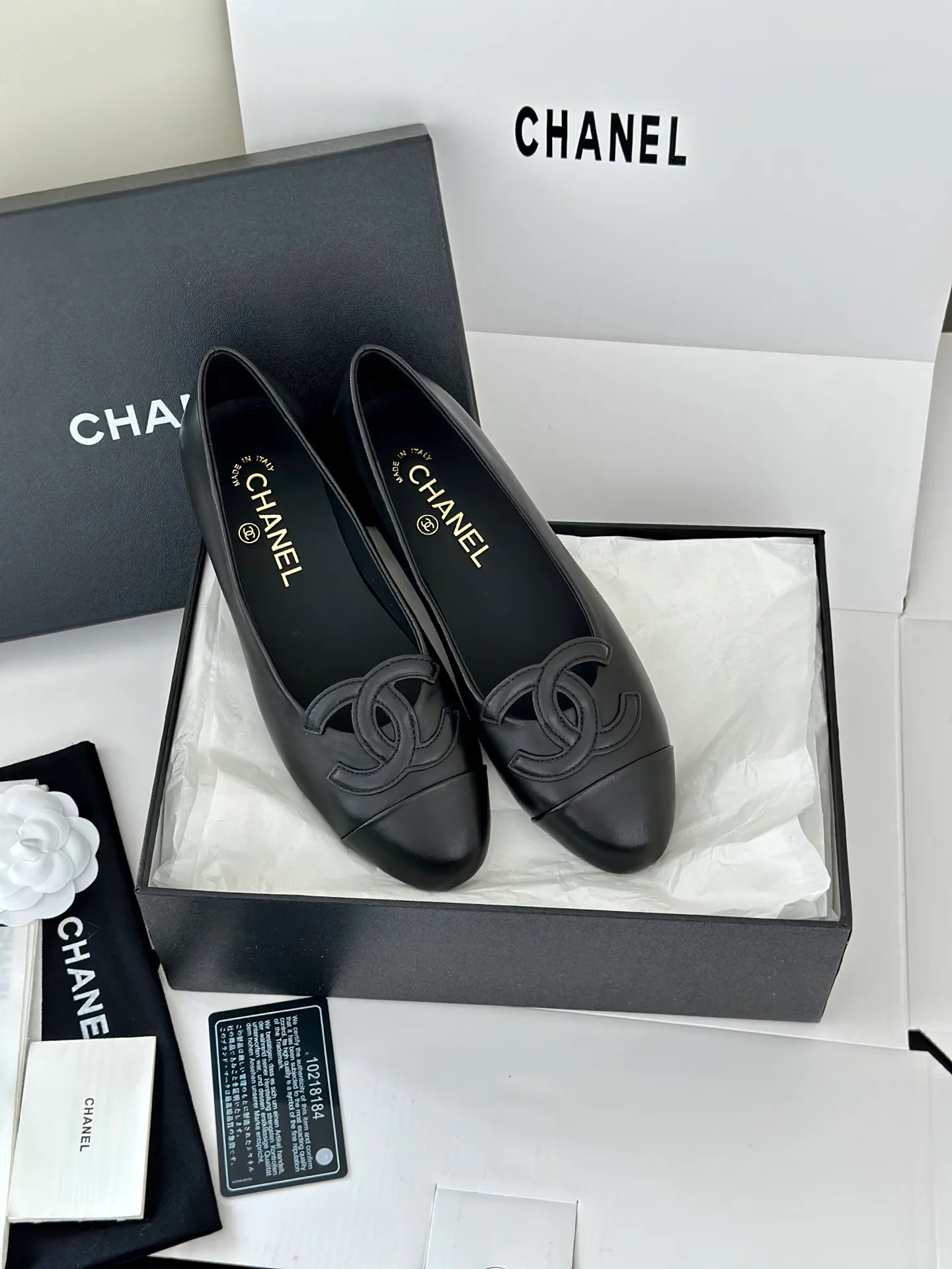Women's Ballet Flats CHANEL 18143033
