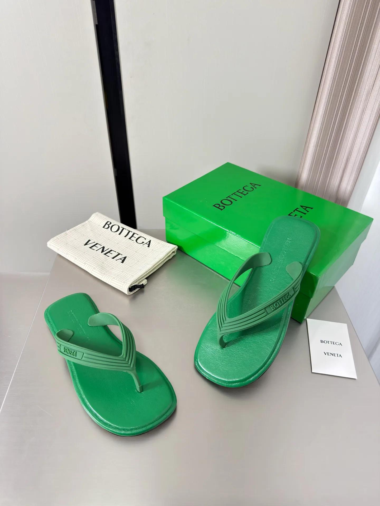 Women's Flip-Flops BOTTEGA VENETA 17722624