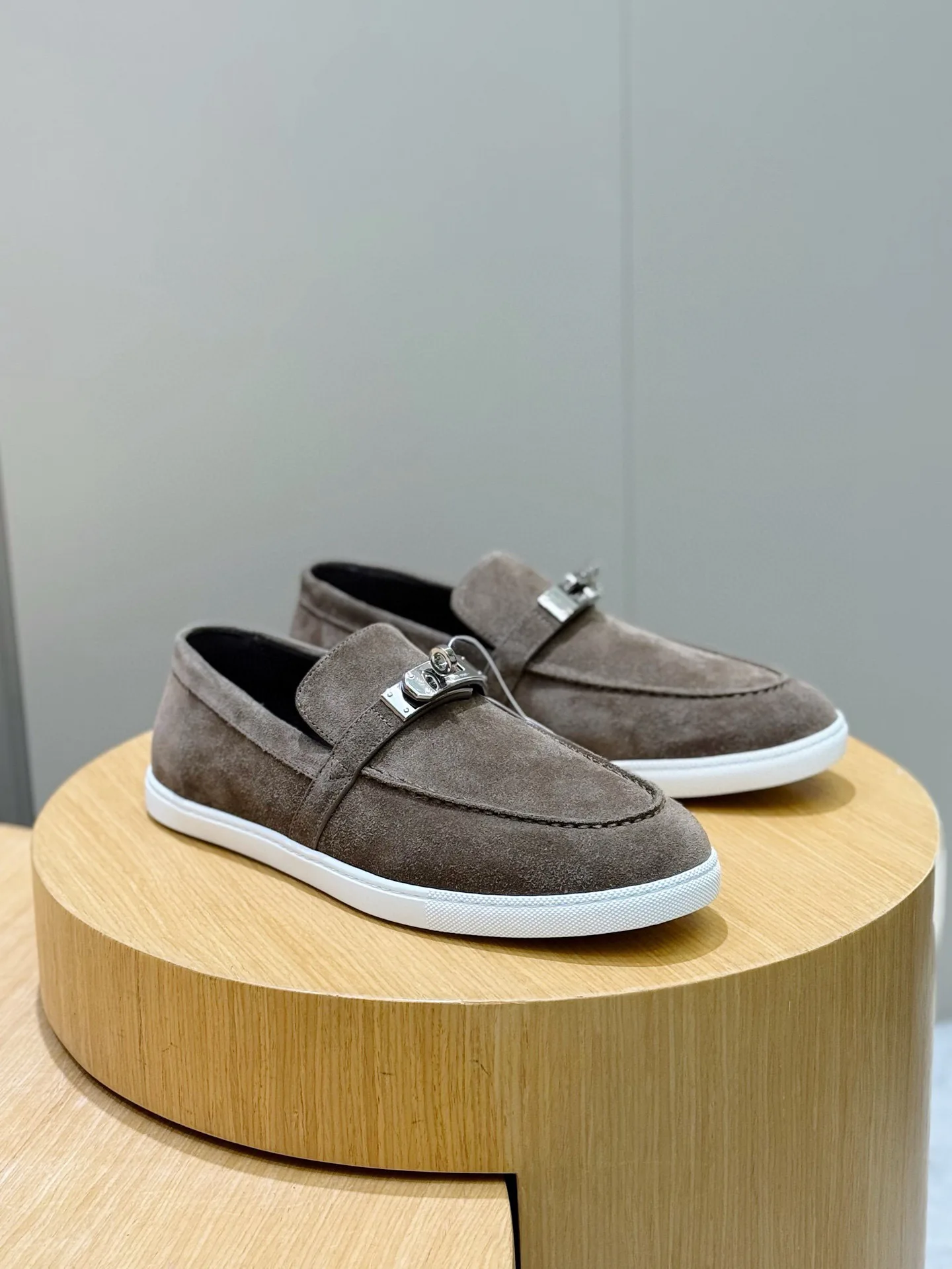 Men's Loafers And Dress Shoes HERMES 17844274